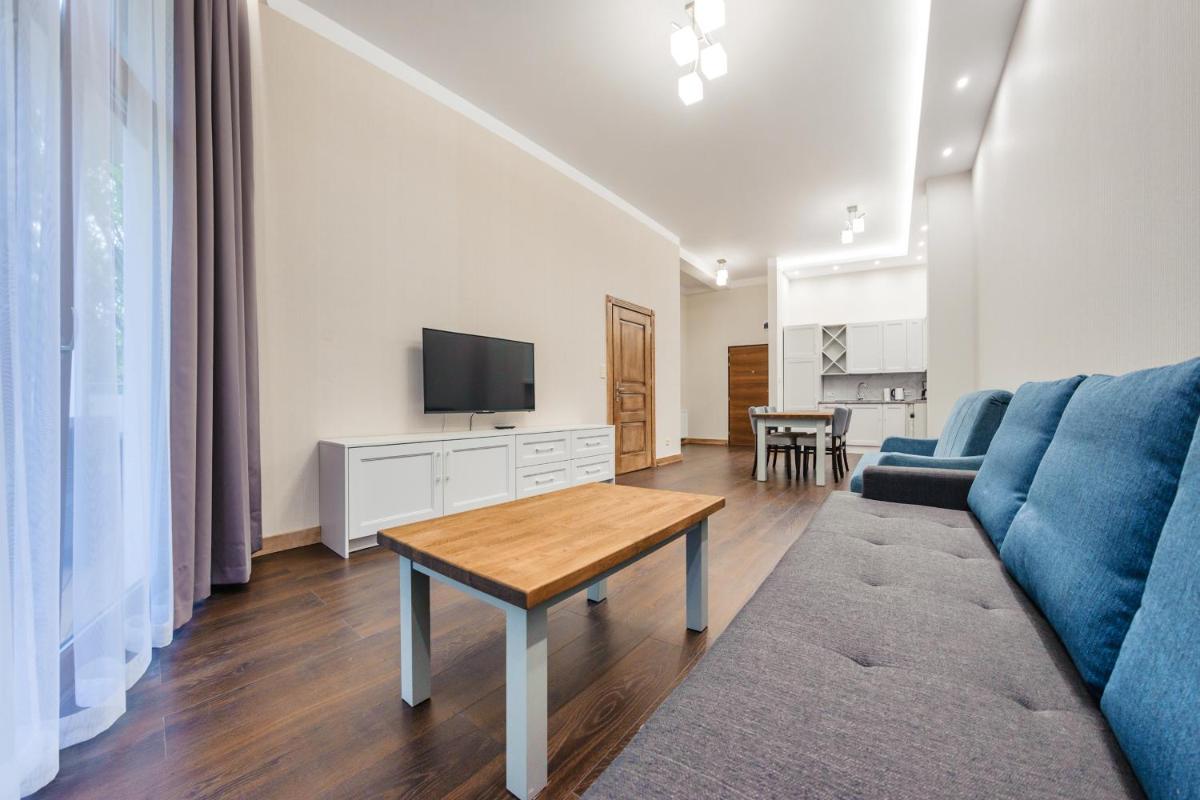 Deluxe Apartment