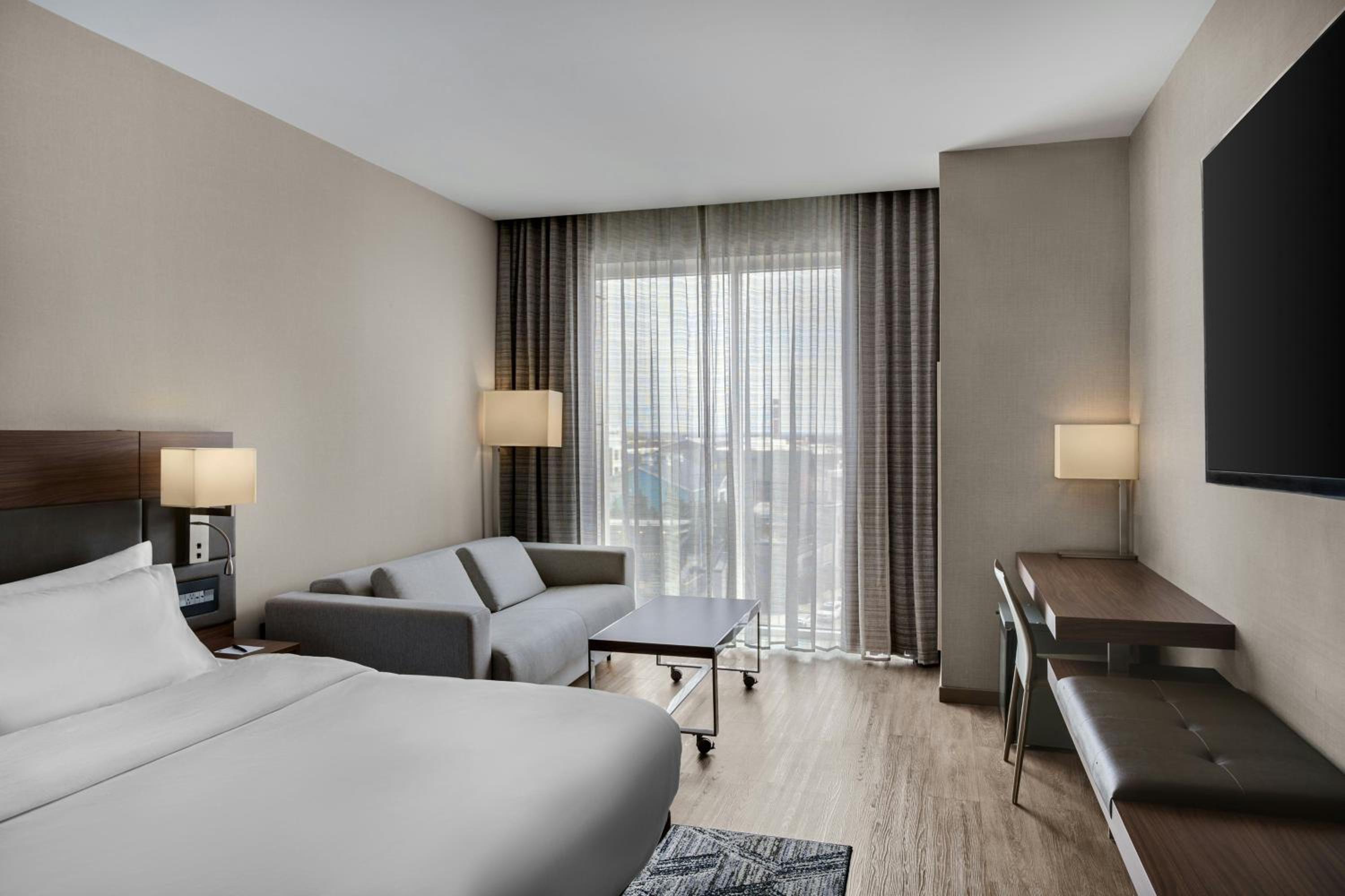 King Room with Sofa Bed - Hearing Accessible