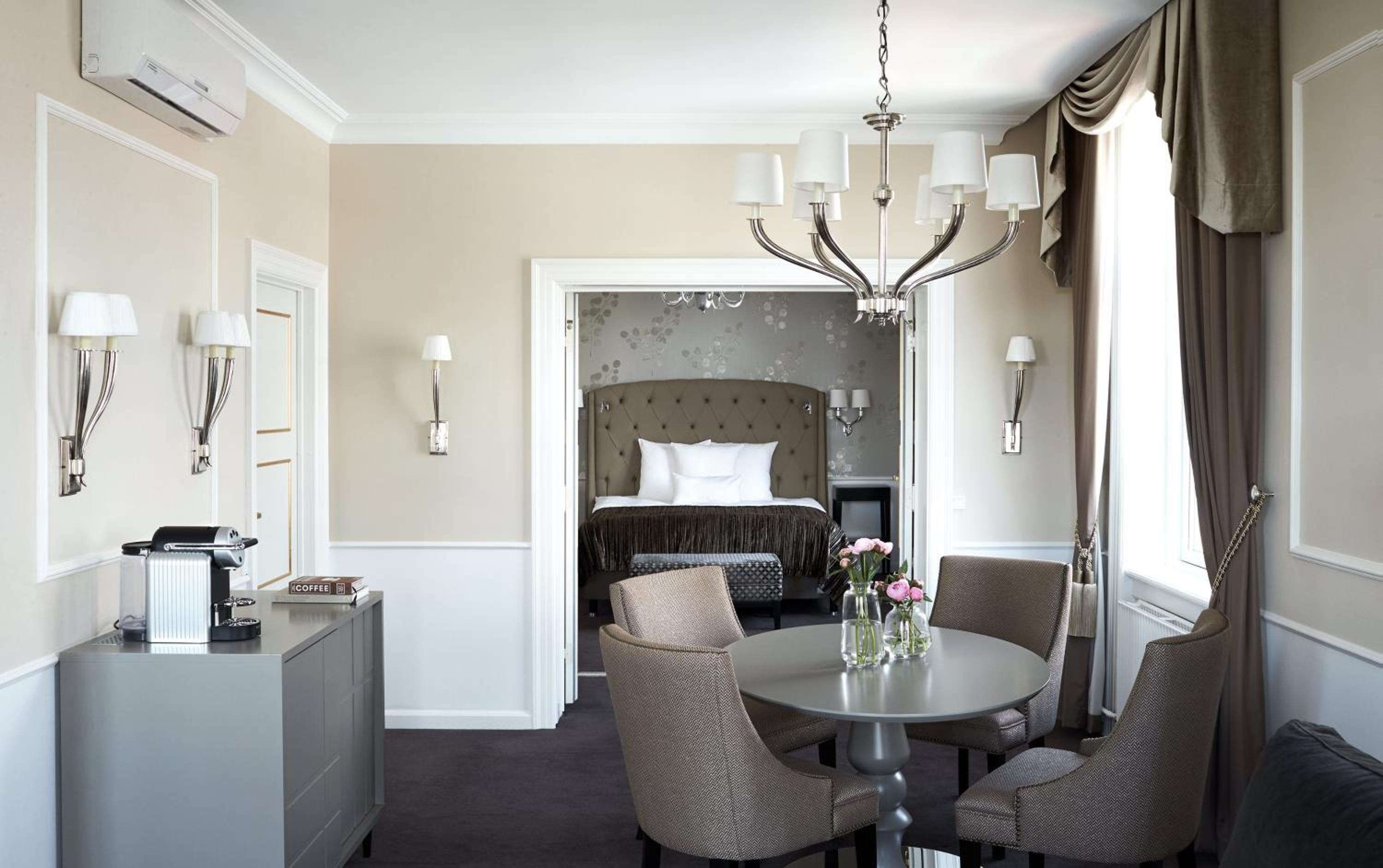 Suite With Access To Executive Lounge