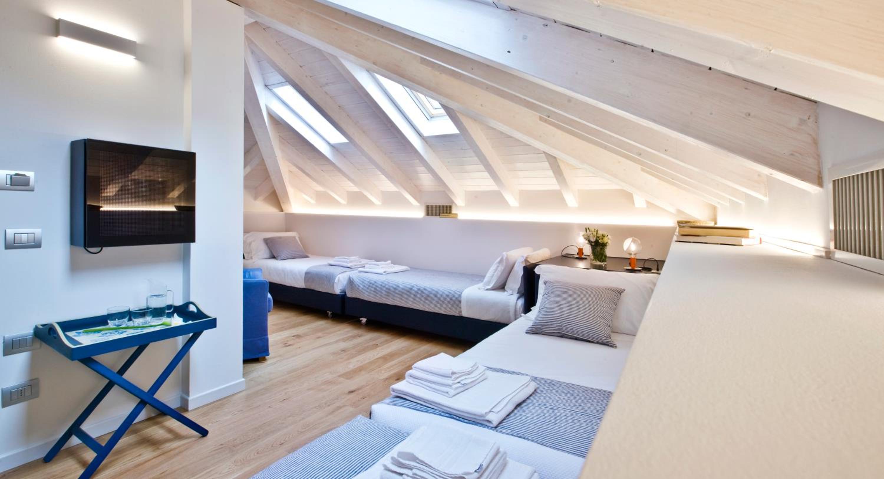 Superior Quadruple Room - Photo 1