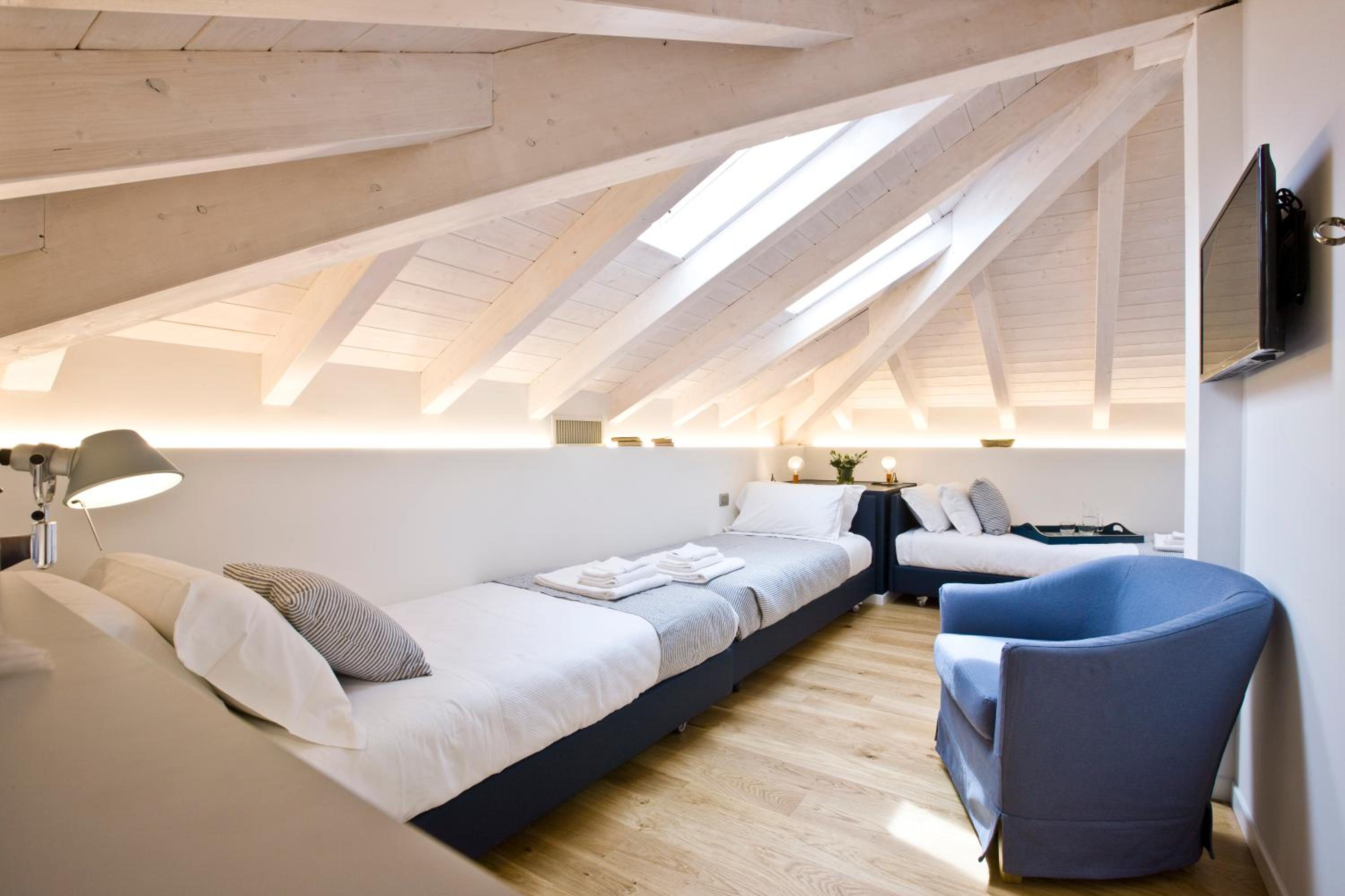 Superior Quadruple Room - Photo 2