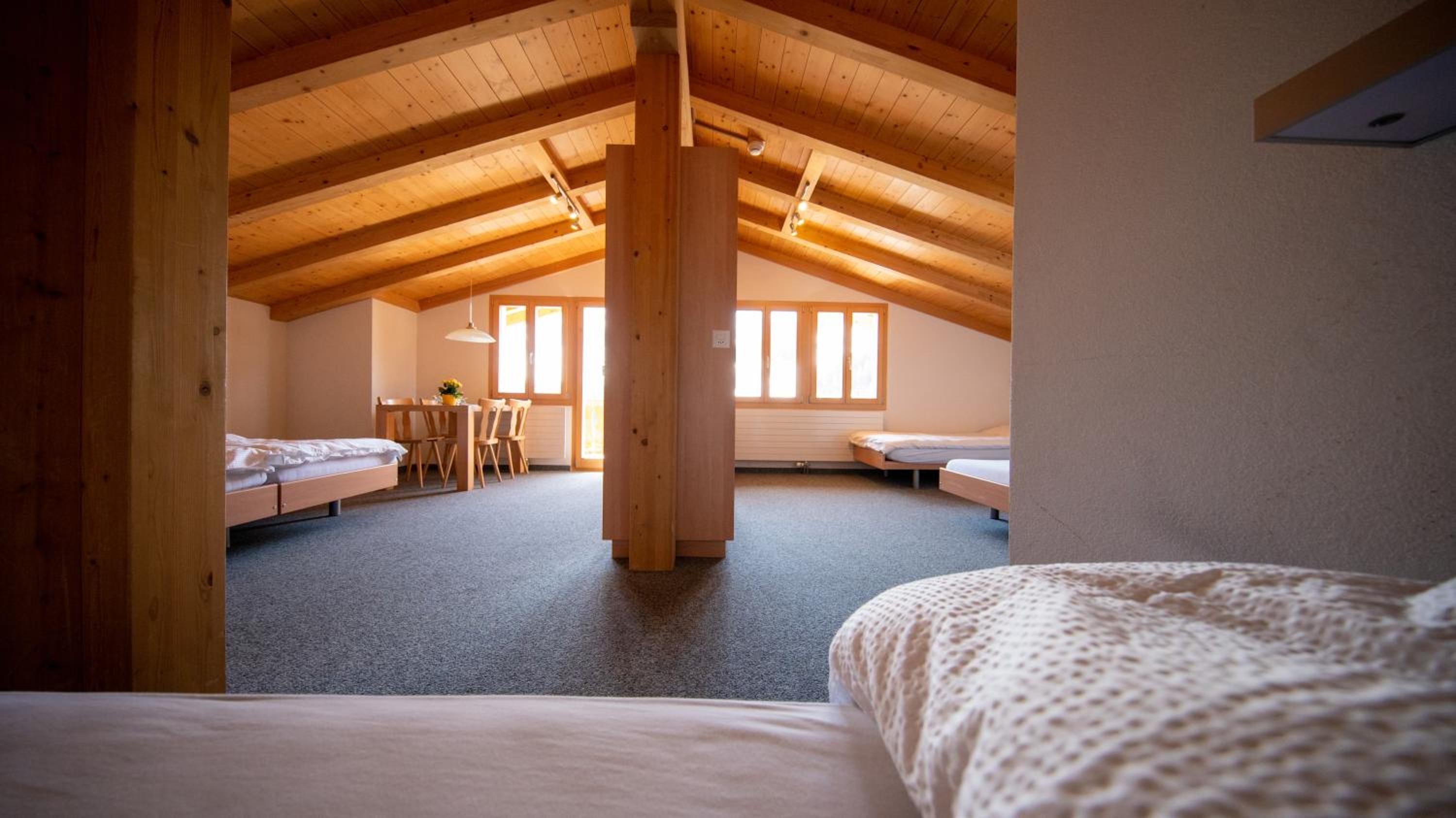 Quintuple Room with Private Bathroom - Photo 2
