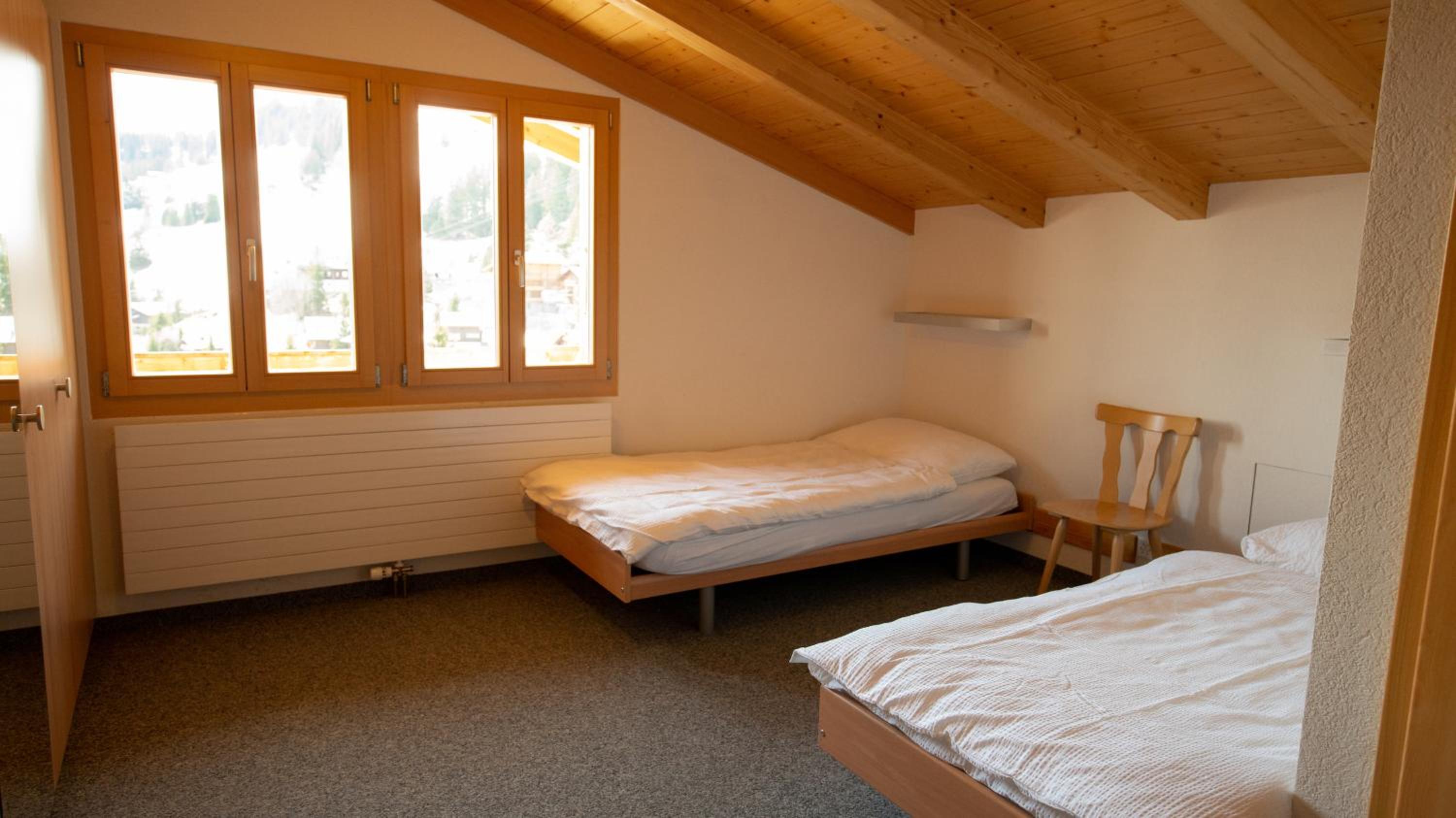 Quintuple Room with Private Bathroom - Photo 4