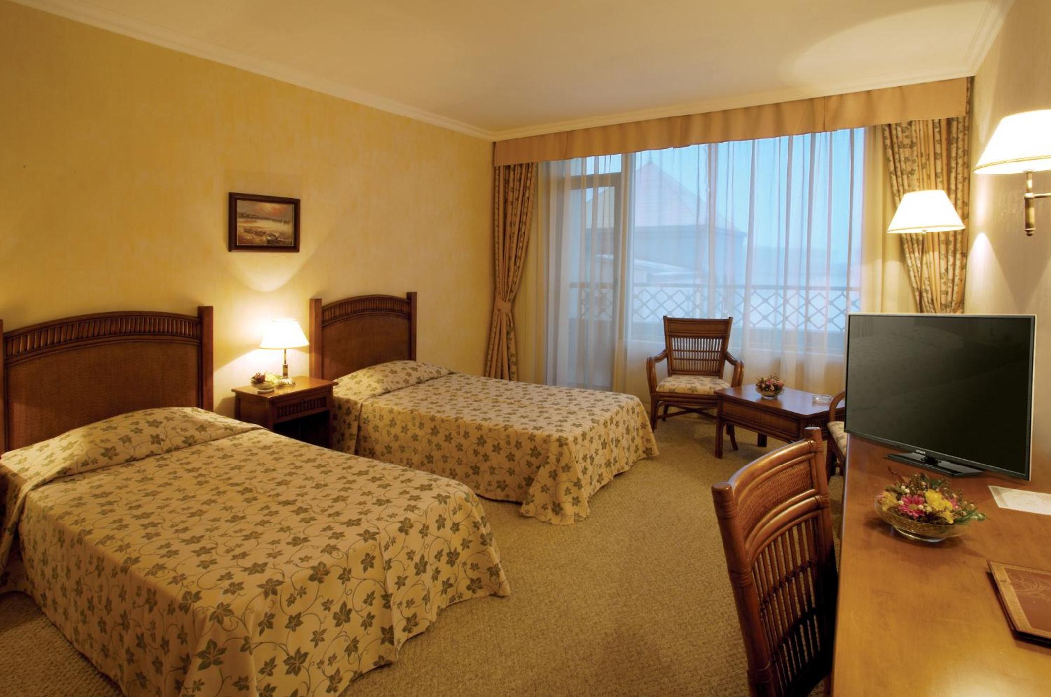 Economy Twin Room photo 1