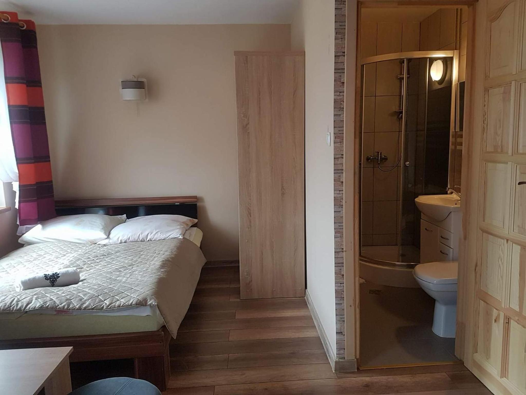 Quadruple Room with Mountain View - Photo 4