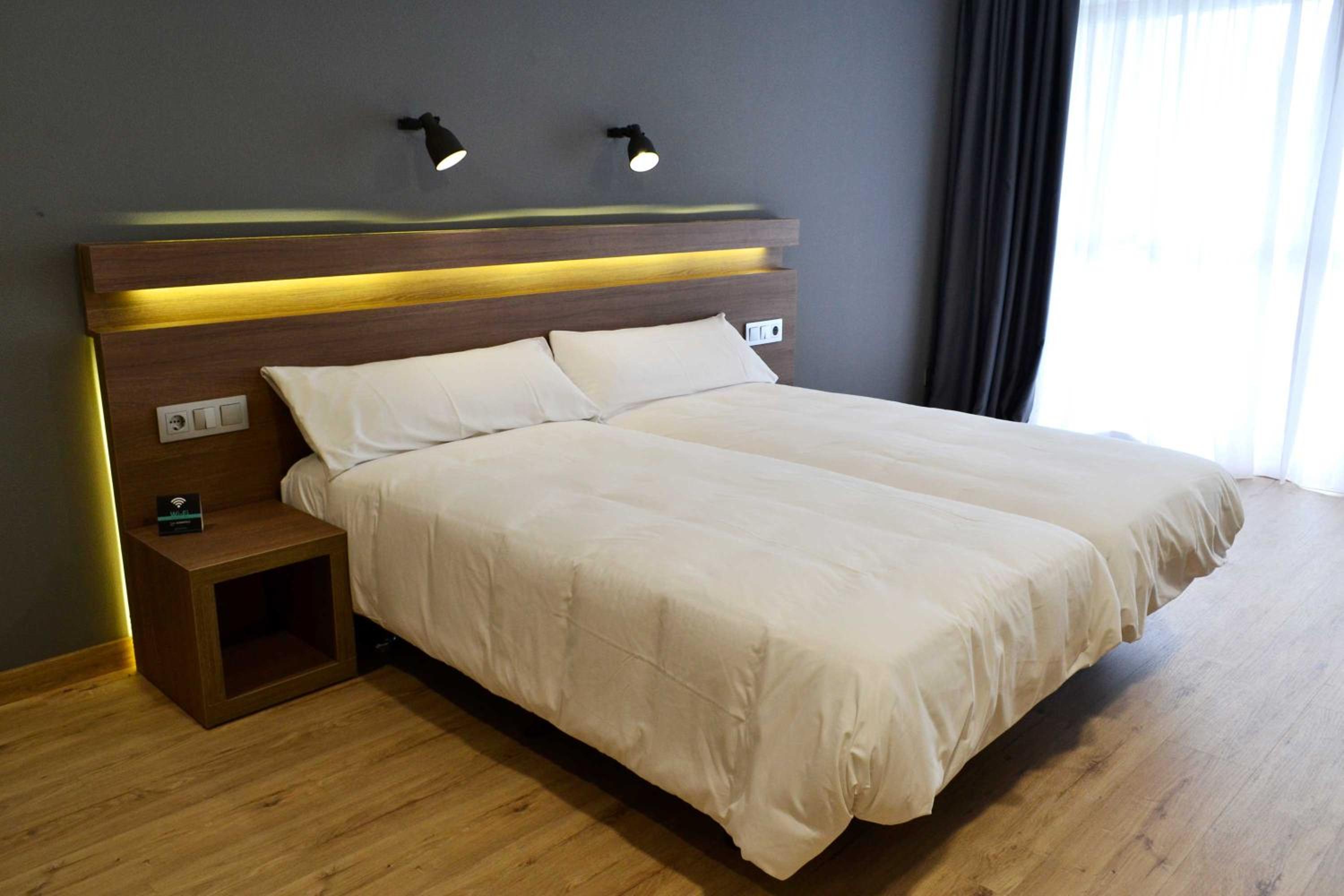 Habitación Doble Estándar o con Dos Camas Individuales.