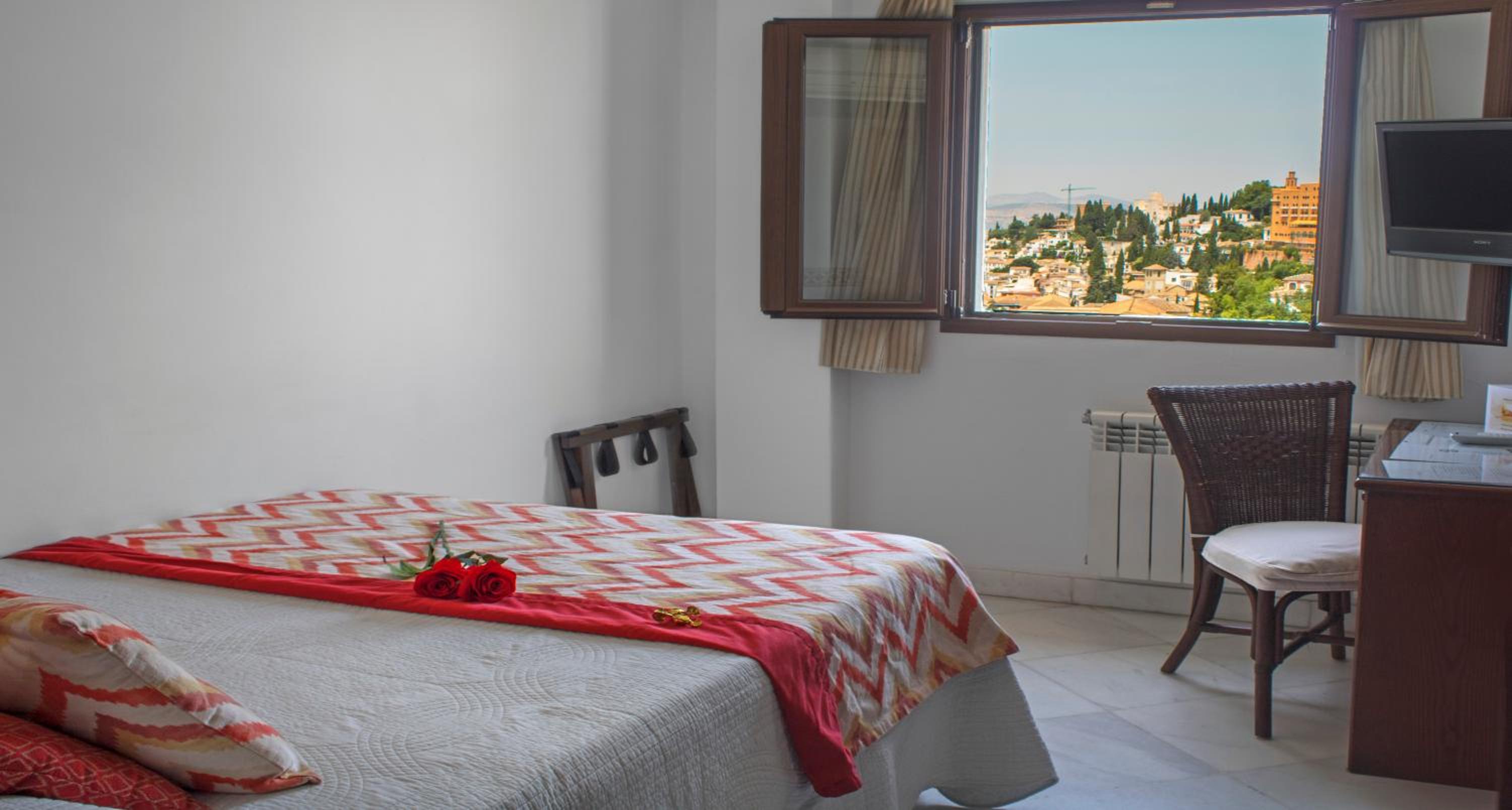 Economy Double Room - Photo 4