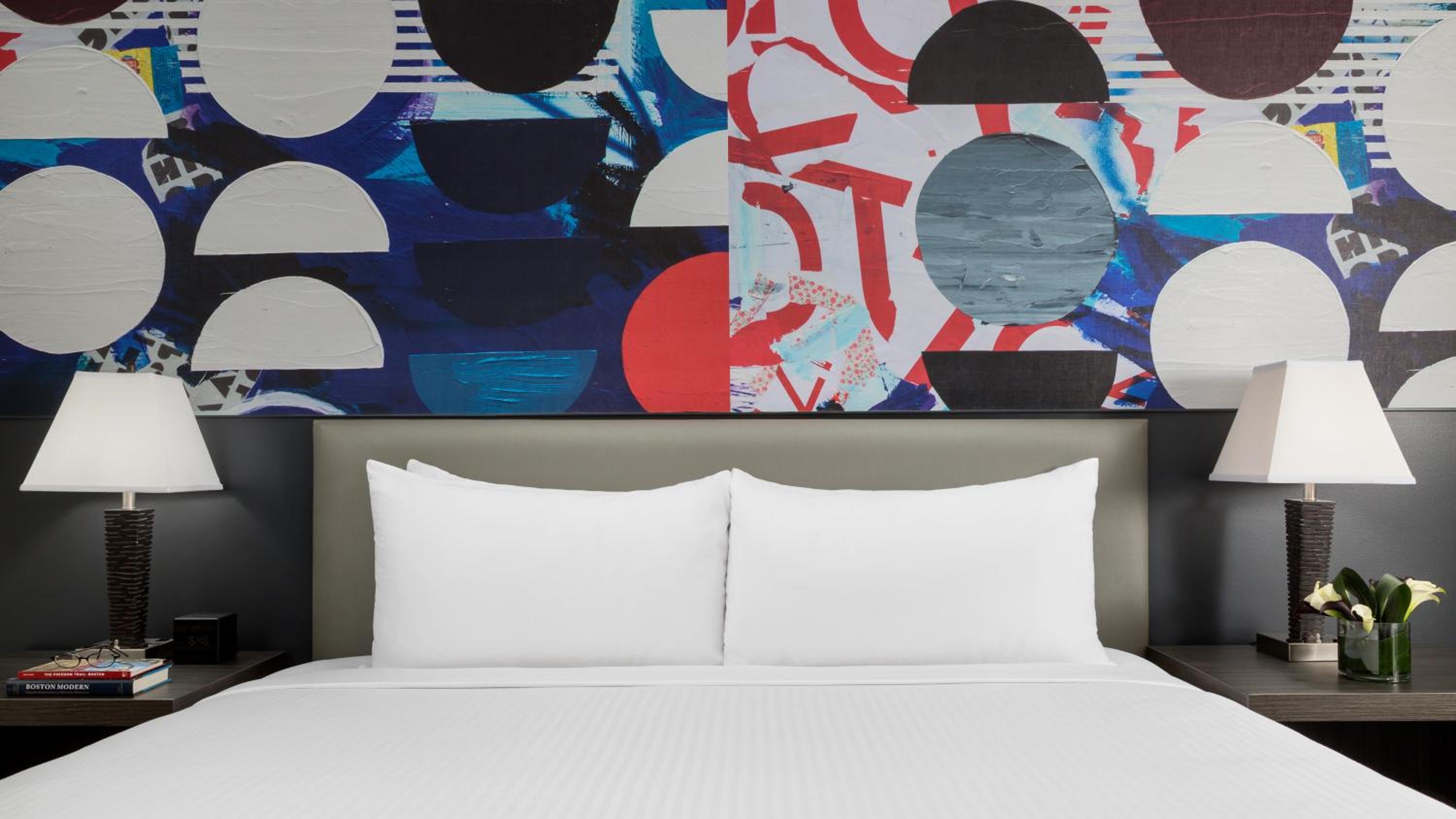 Standard King Room - Photo 6