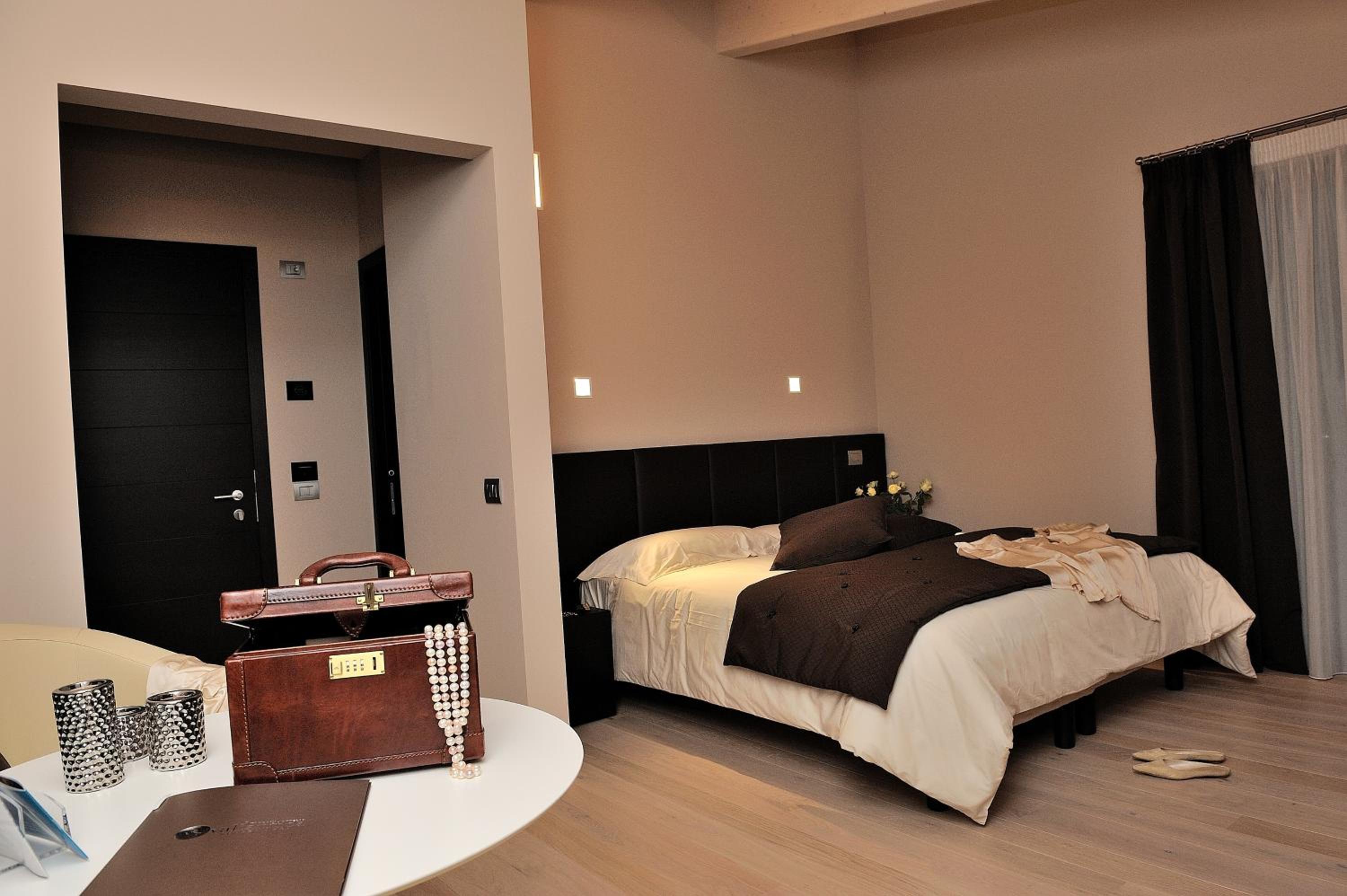 Junior Suite (2 Adults) photo 1