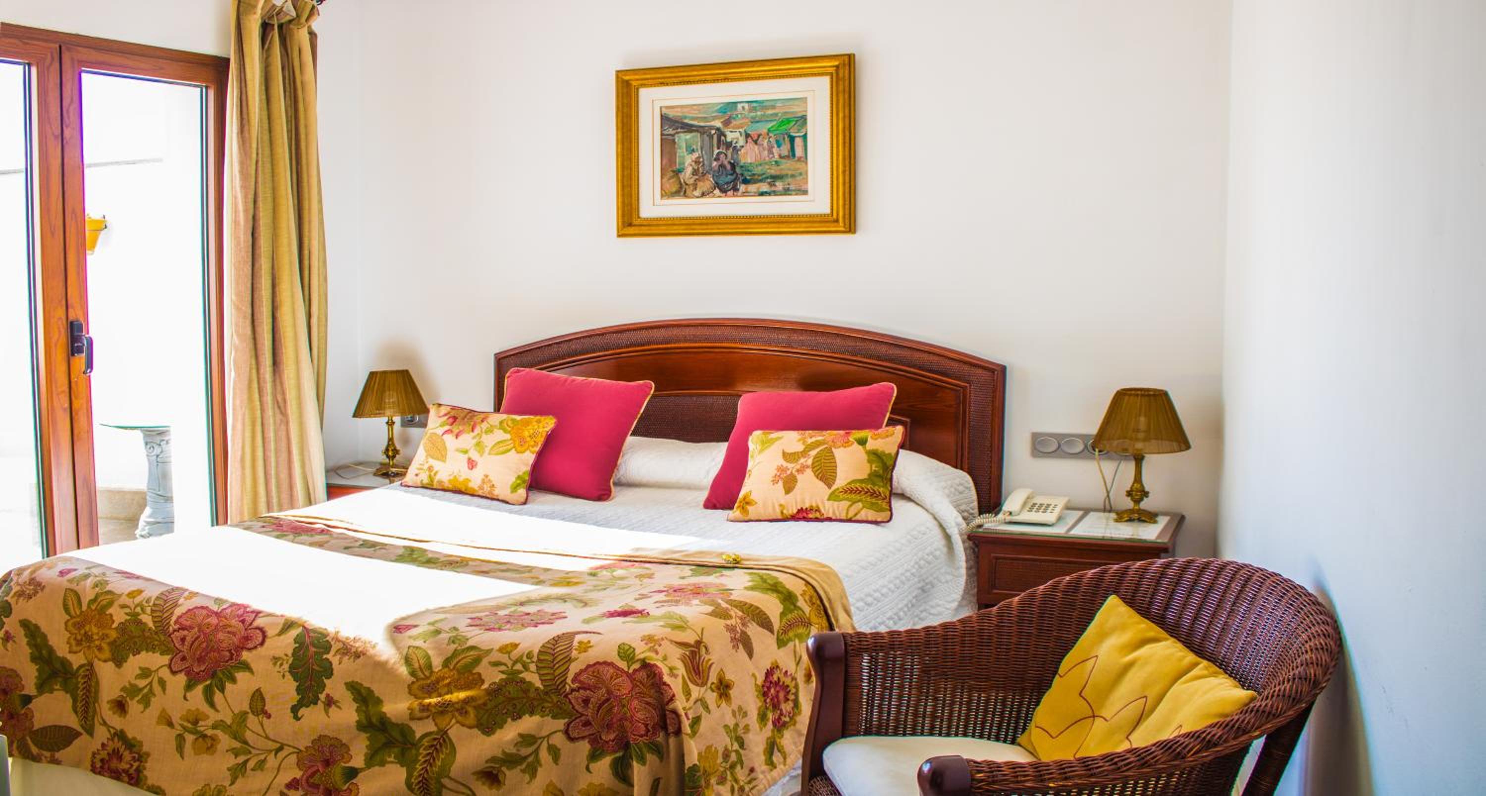 Superior Double or Twin Room with Terrace - Photo 5