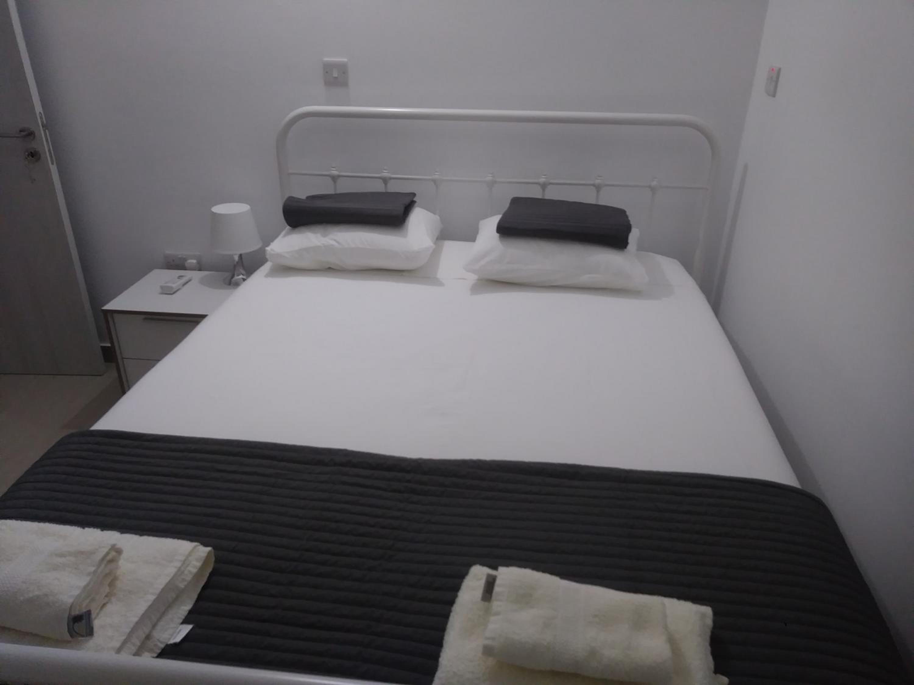 One-Bedroom Apartment - Photo 7
