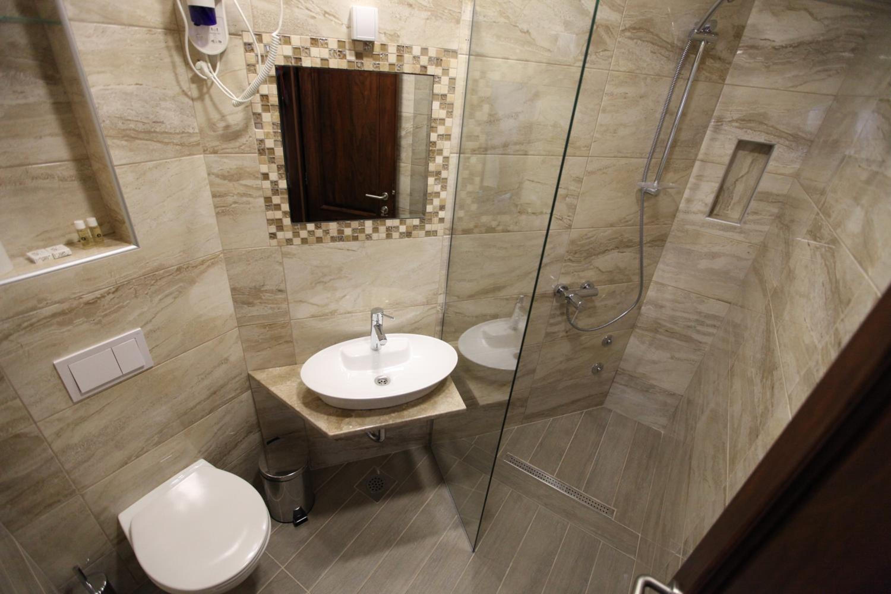 Deluxe Double Room - Photo 4