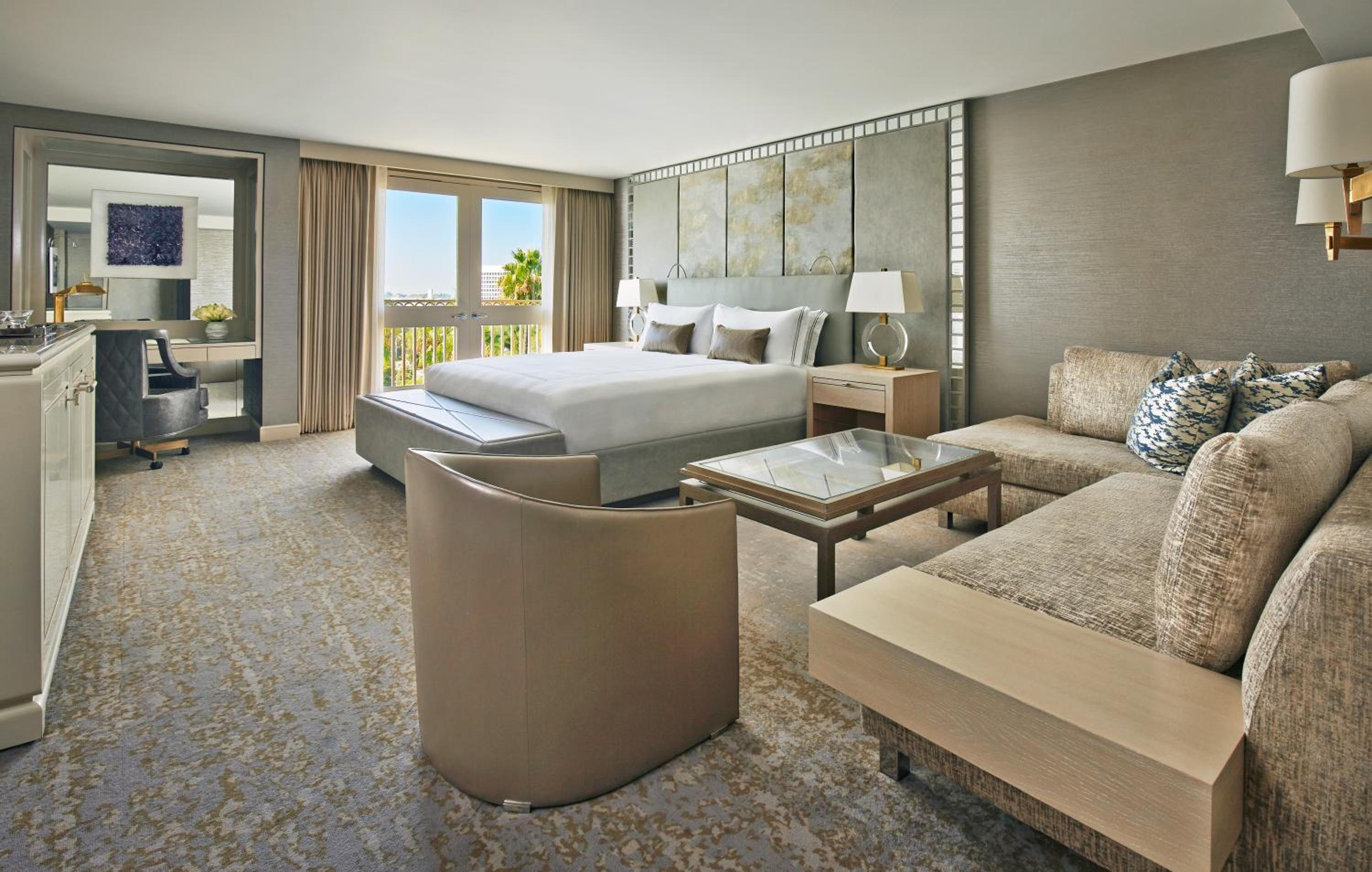 Accessible Deluxe Classic Suite