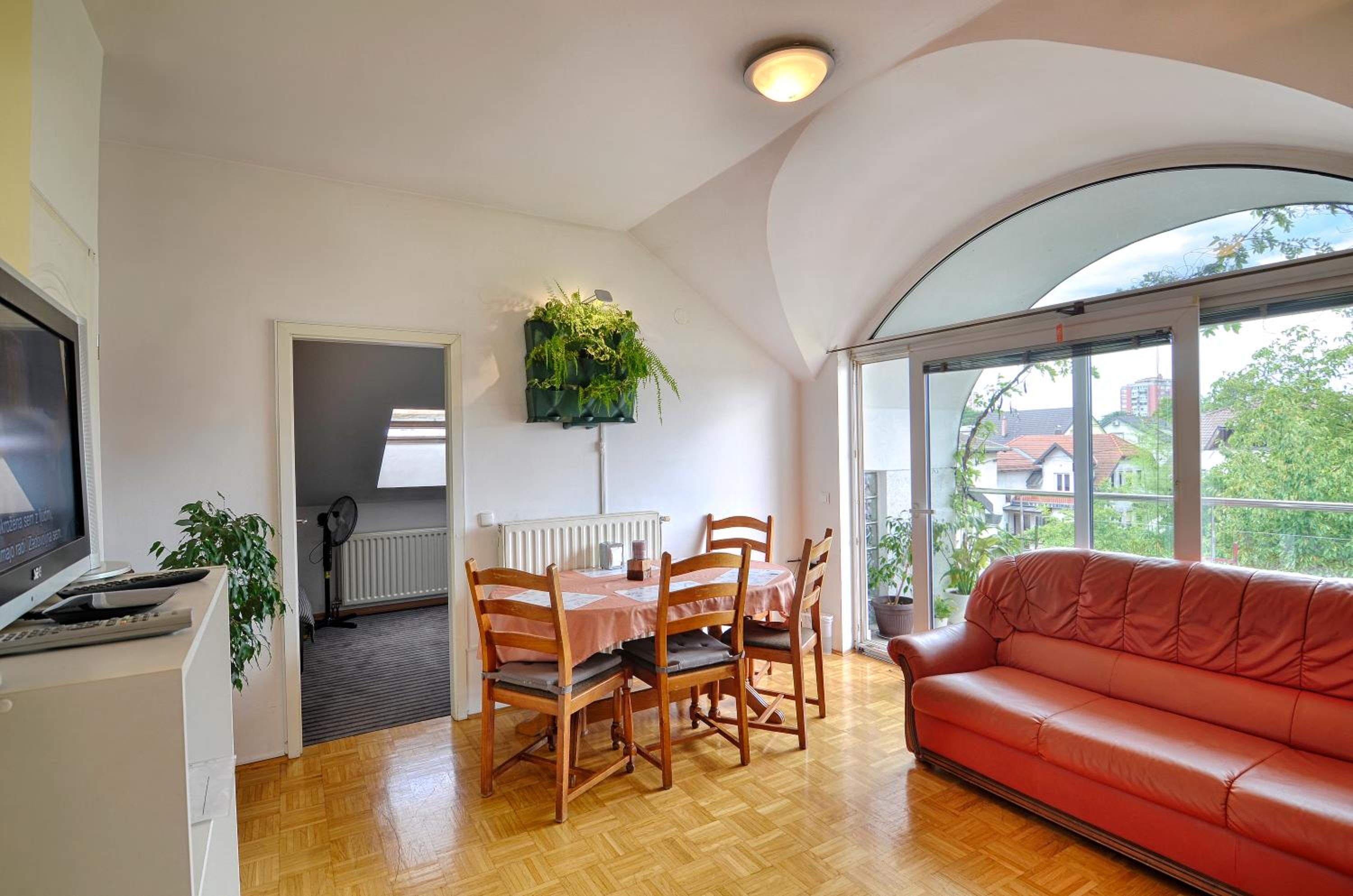 Superior Apartment with Balcony