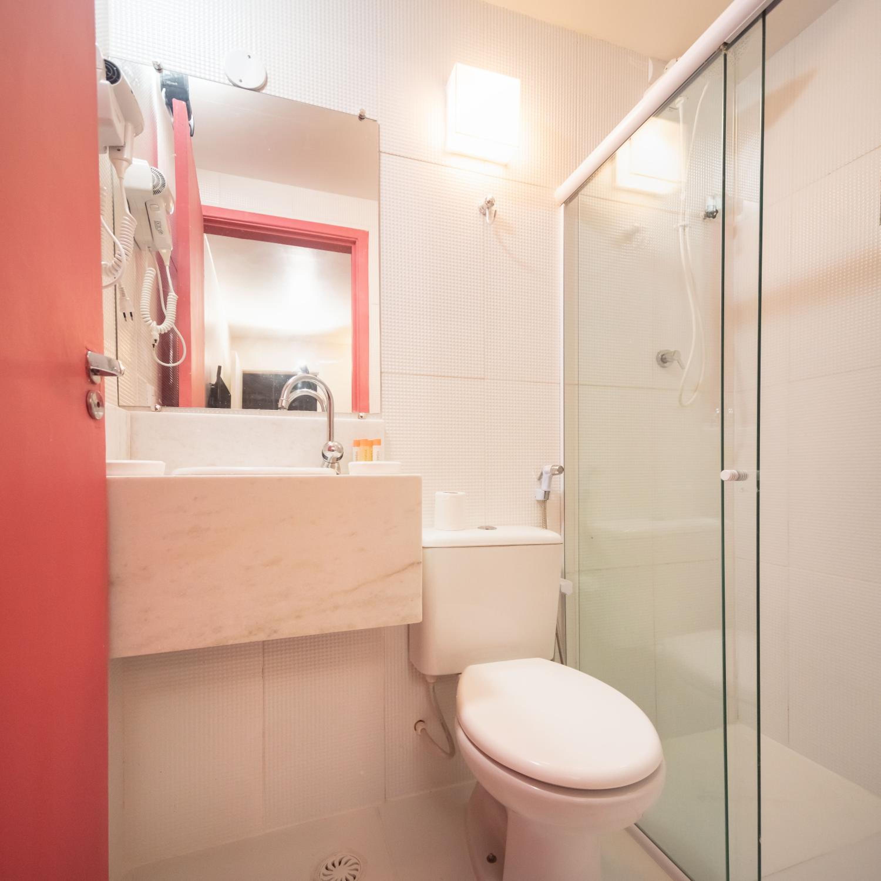 Double Room - Photo 16