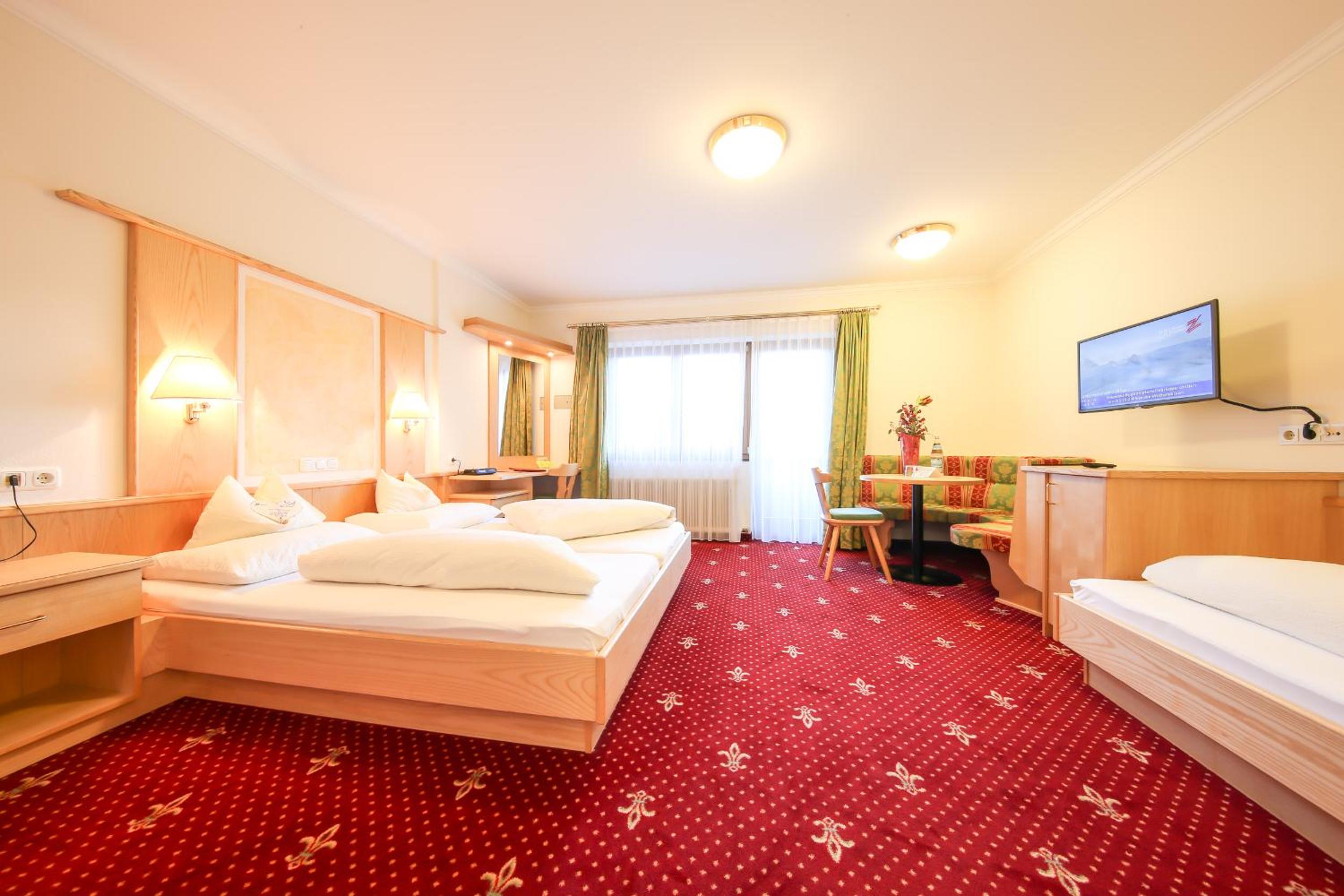 Superior Triple Room with Balcony & Valley View photo 1