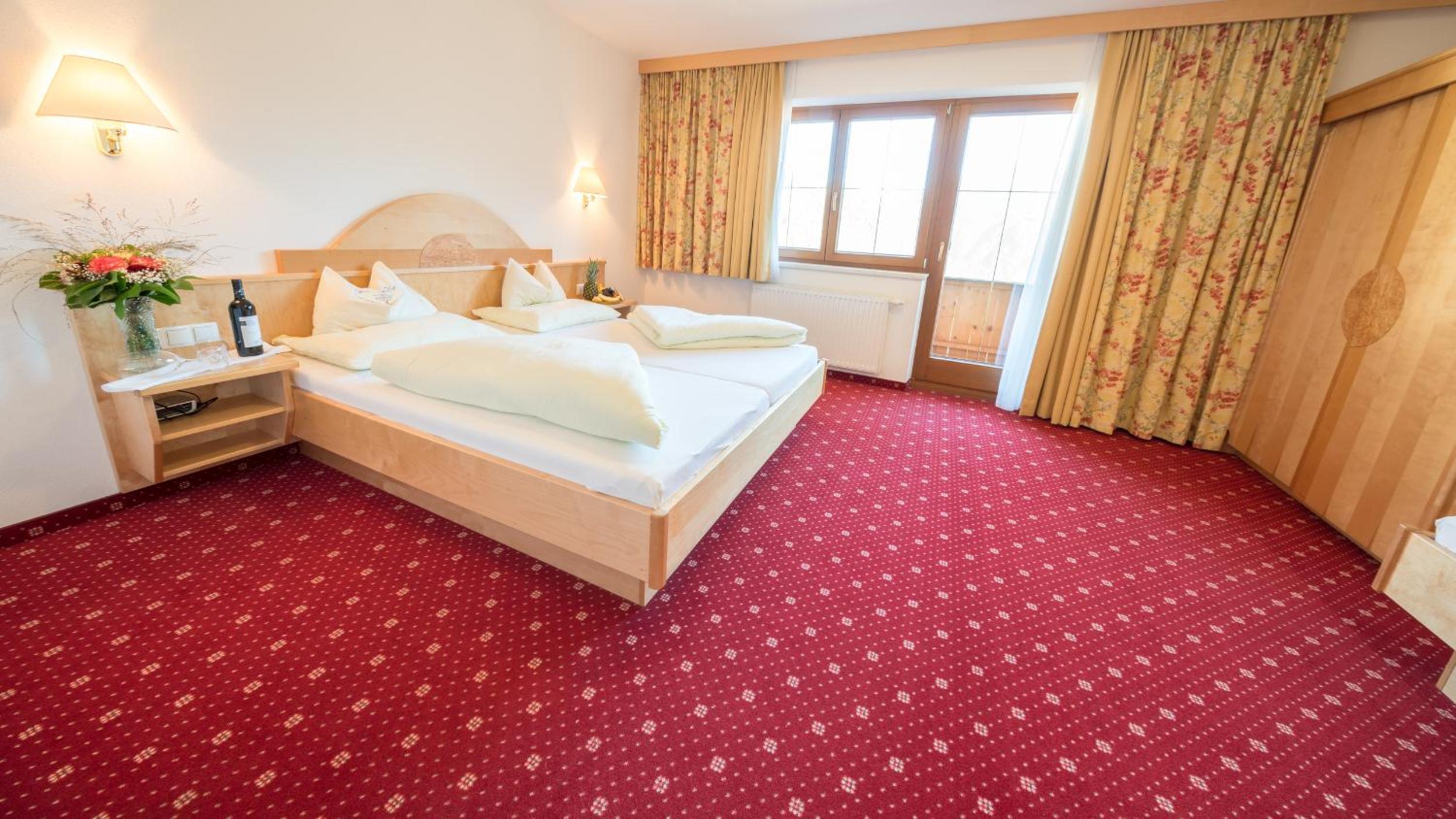 Family Suite with Balcony photo 1