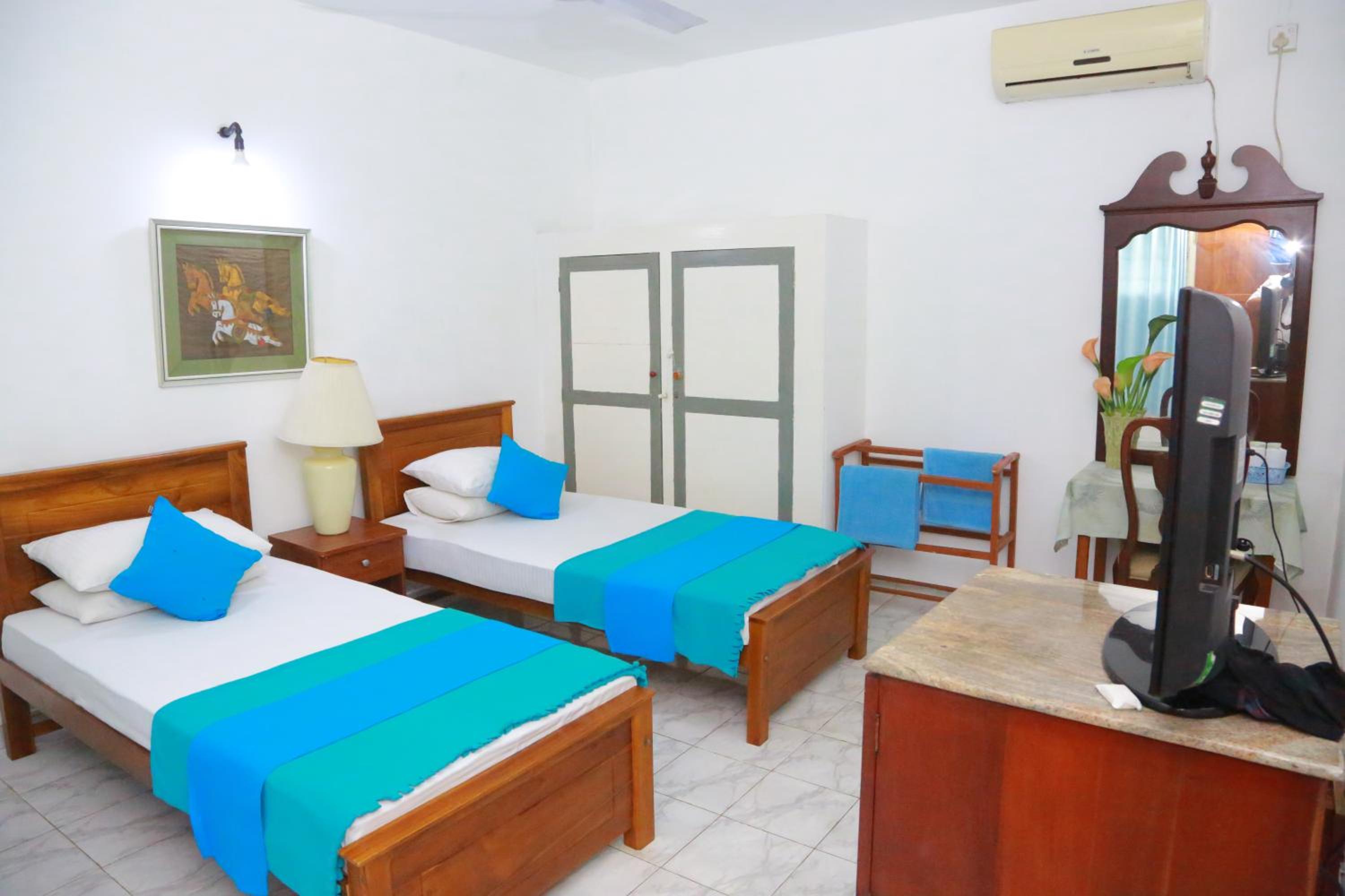 Deluxe Double Or Twin Room photo 1