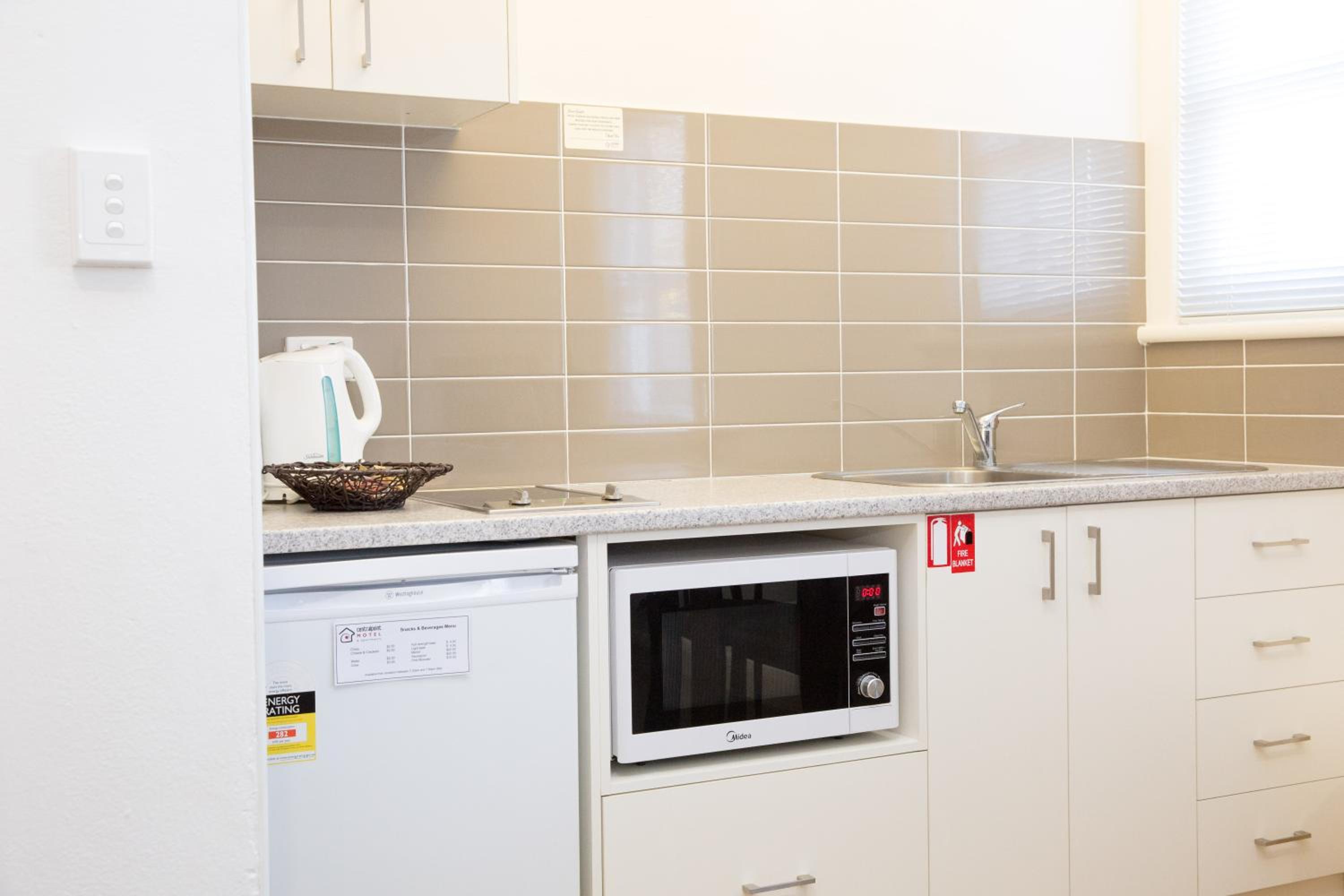 Studio Apartment photo 2