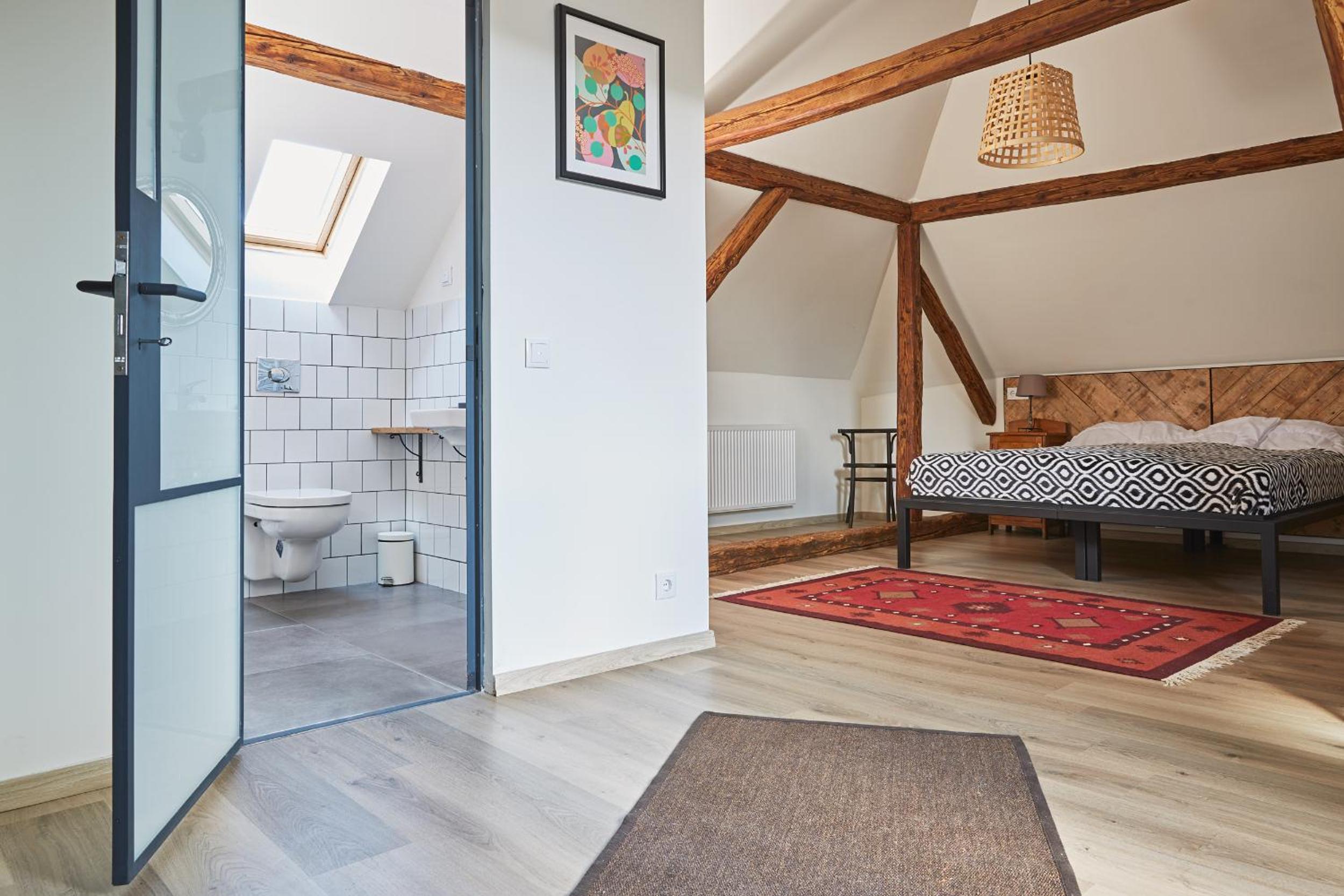 Double or Twin Room - Photo 7