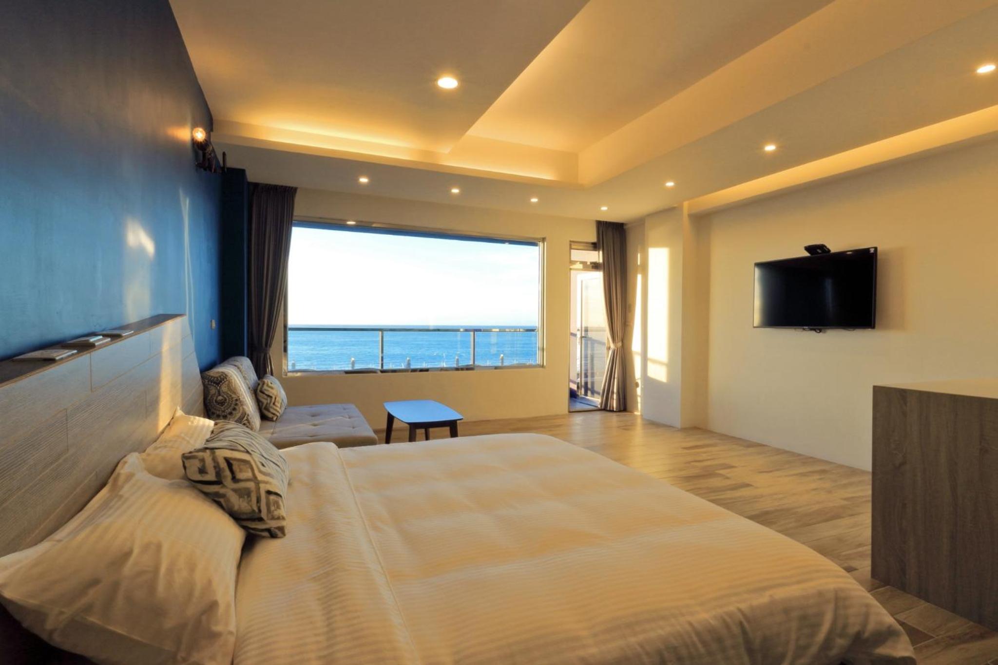 Queen Room with Sea View photo 2
