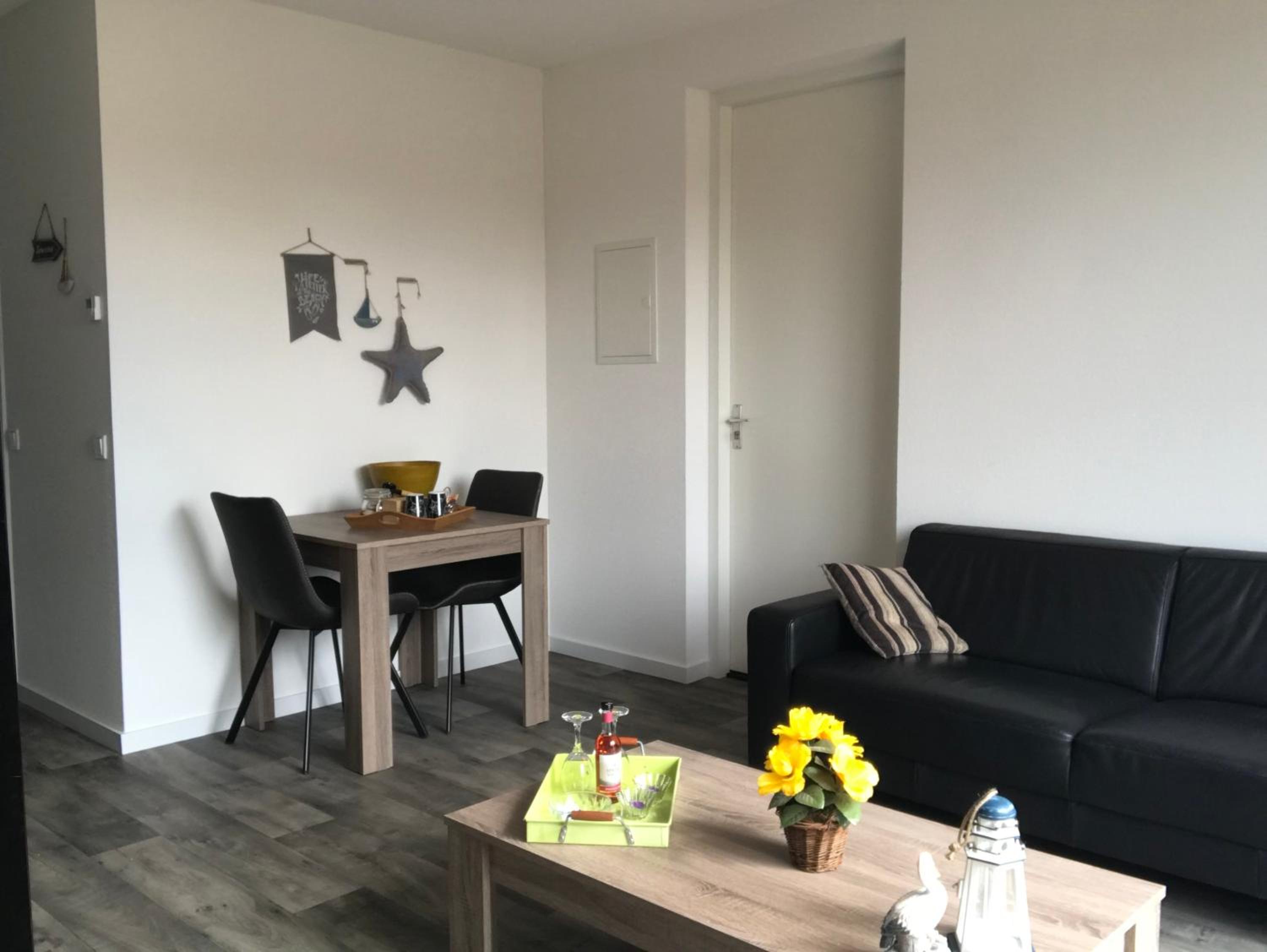 Apartment - Ground Floor photo 2