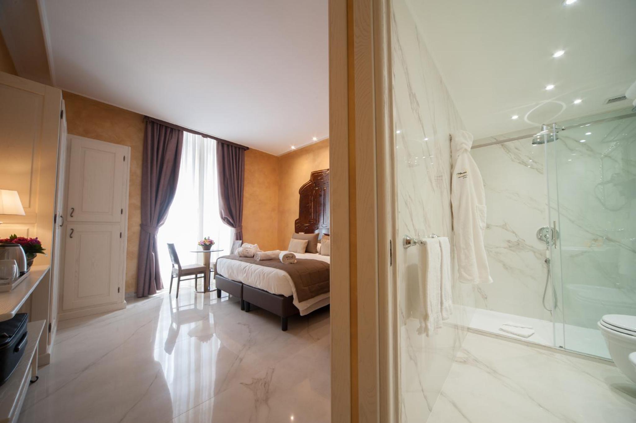 Deluxe Triple Room photo 2