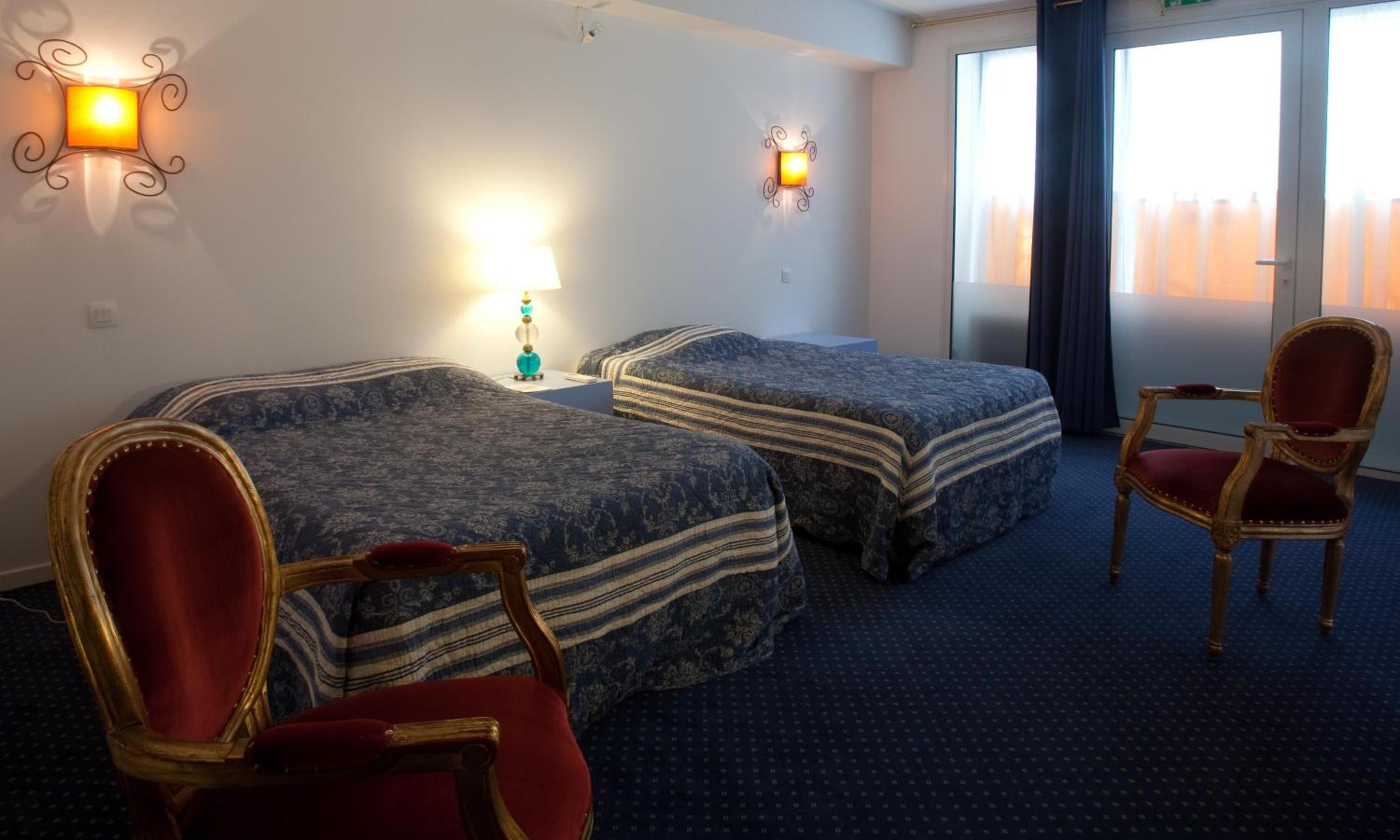 Twin Room photo 1