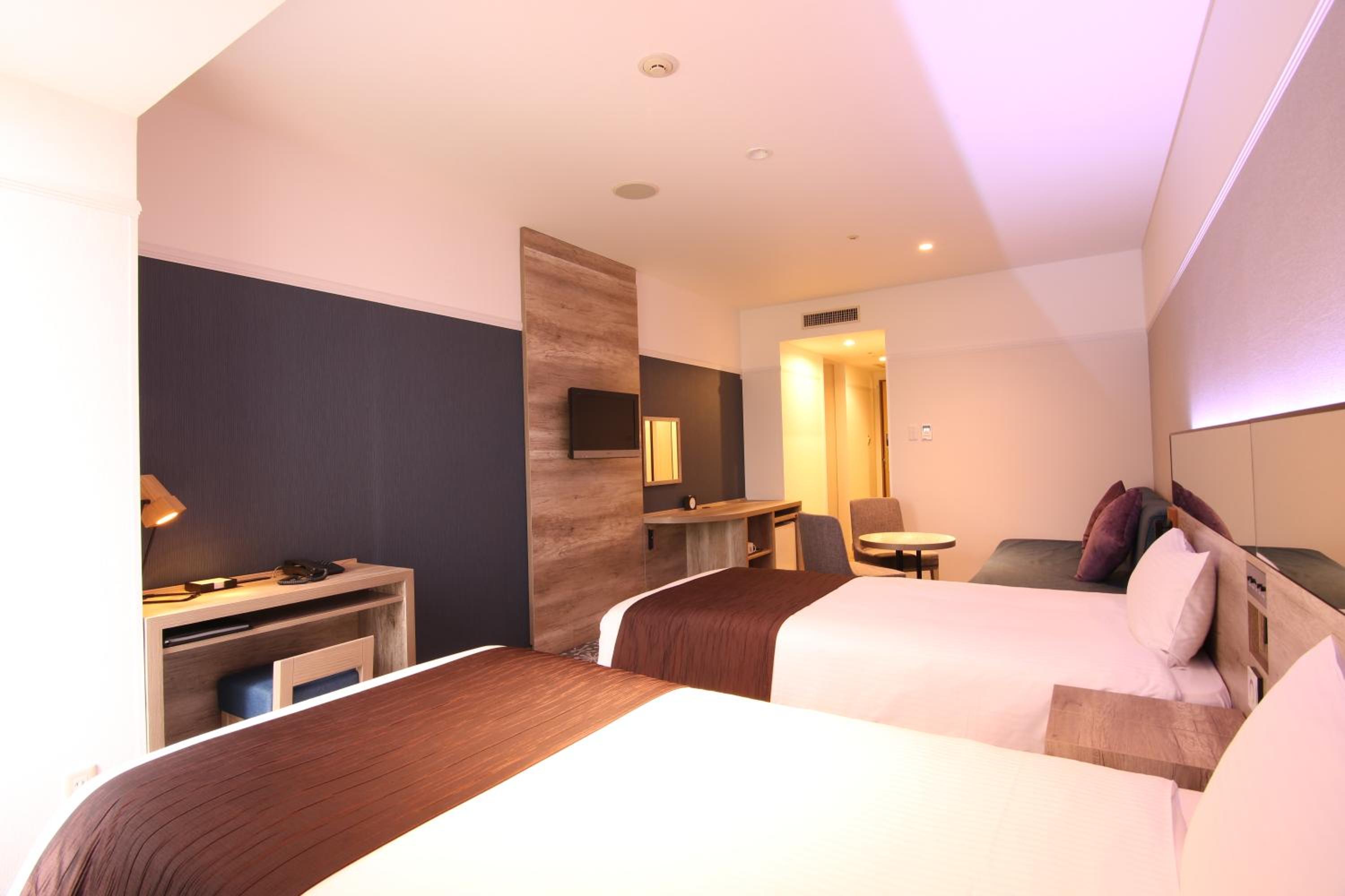 Superior Twin Room - Non-Smoking - Photo 1