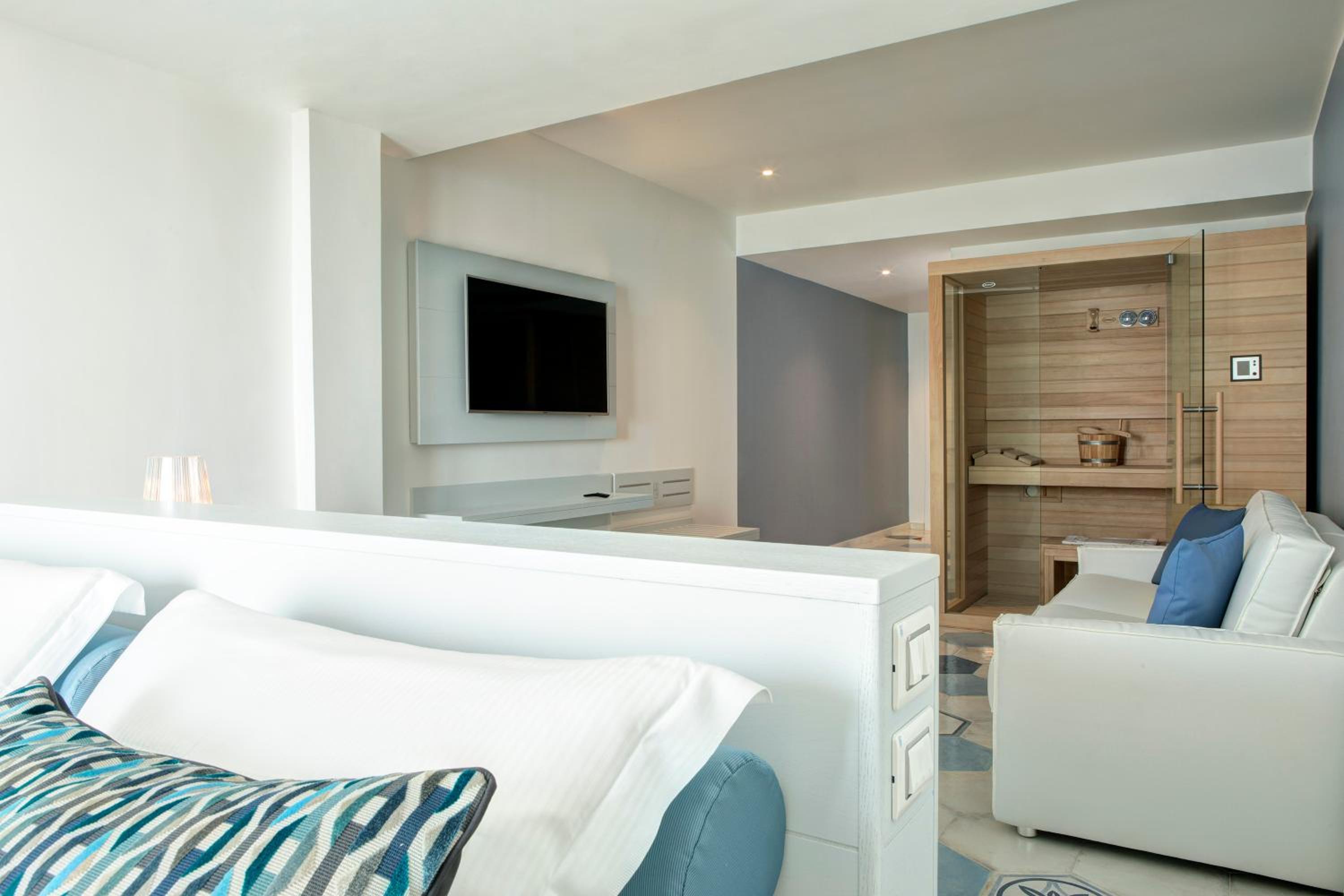 Suite with Sauna - Photo 4