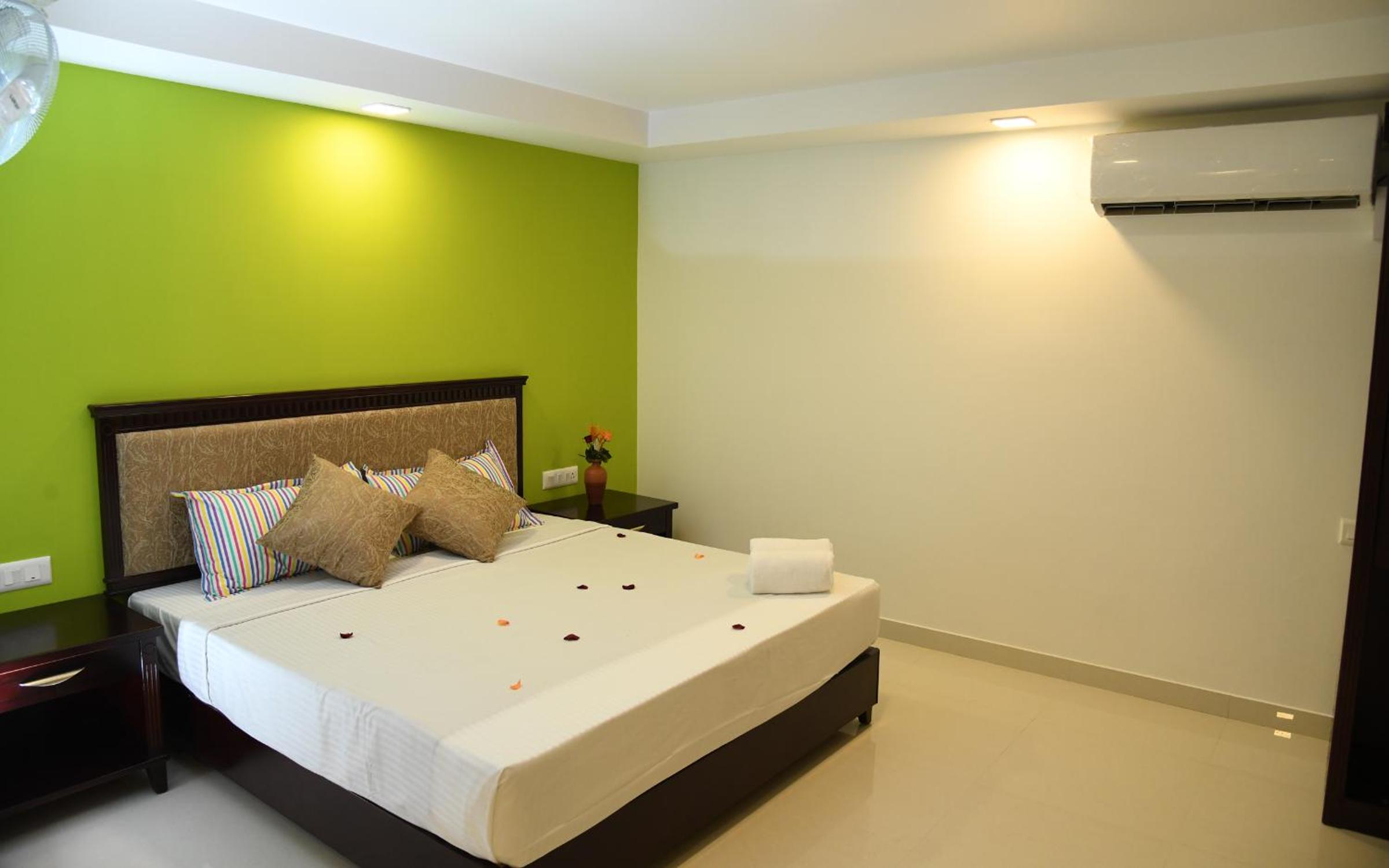 Deluxe Room - Photo 4