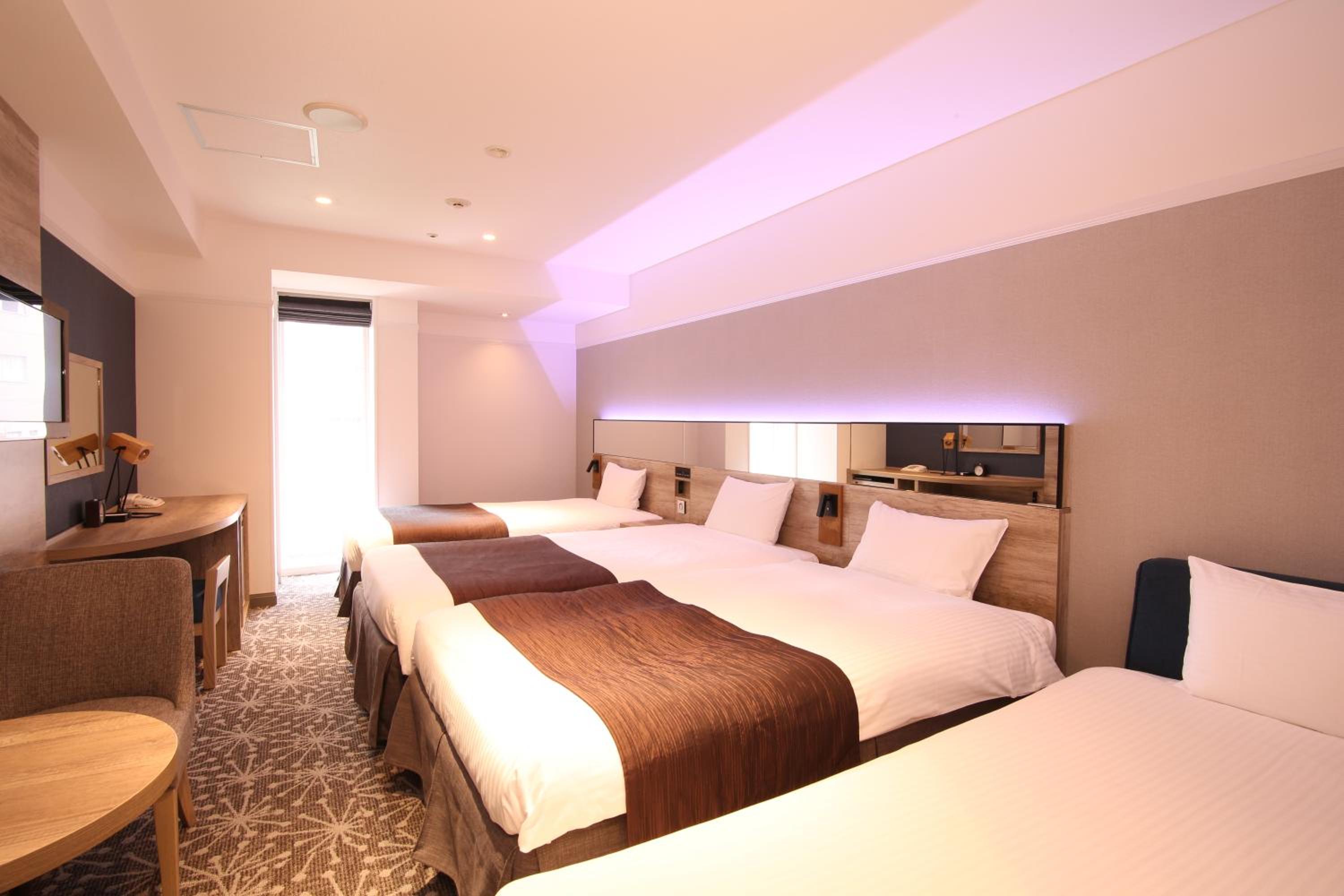 Superior Triple Room with Sofa Bed - Non-Smoking - Photo 1