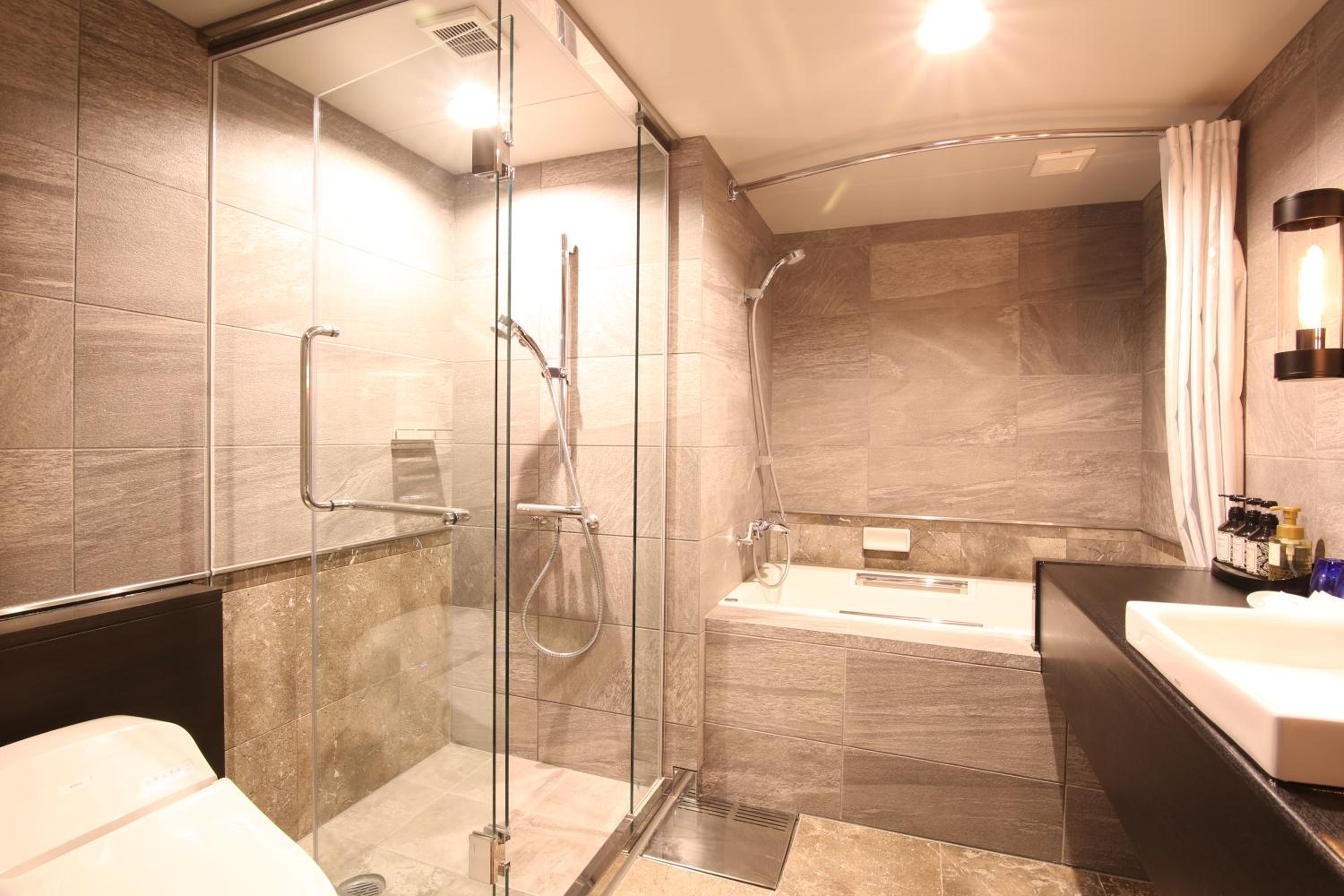 Deluxe Twin Room - Non-Smoking - Photo 5