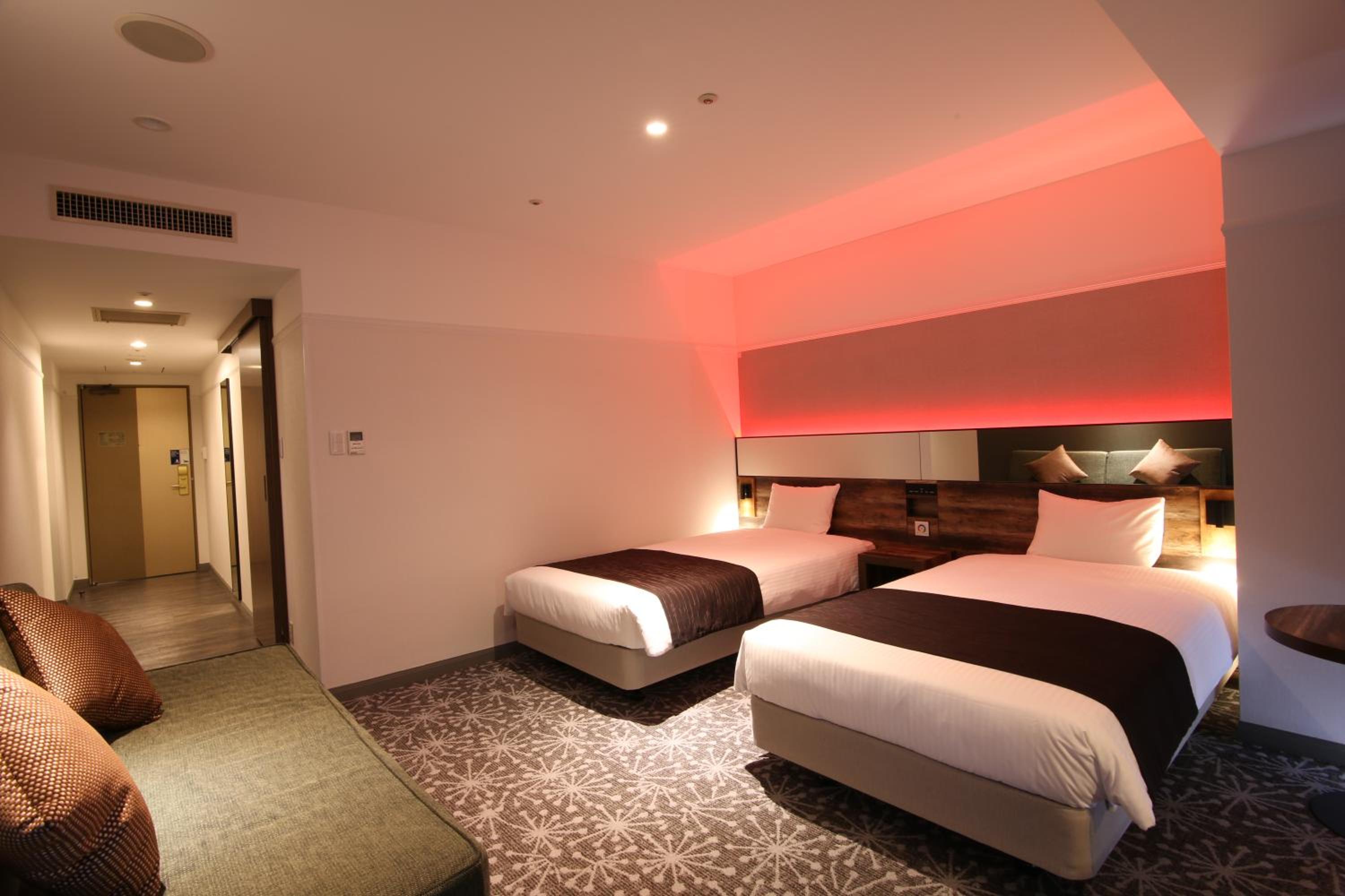 Deluxe Twin Room - Non-Smoking - Photo 2