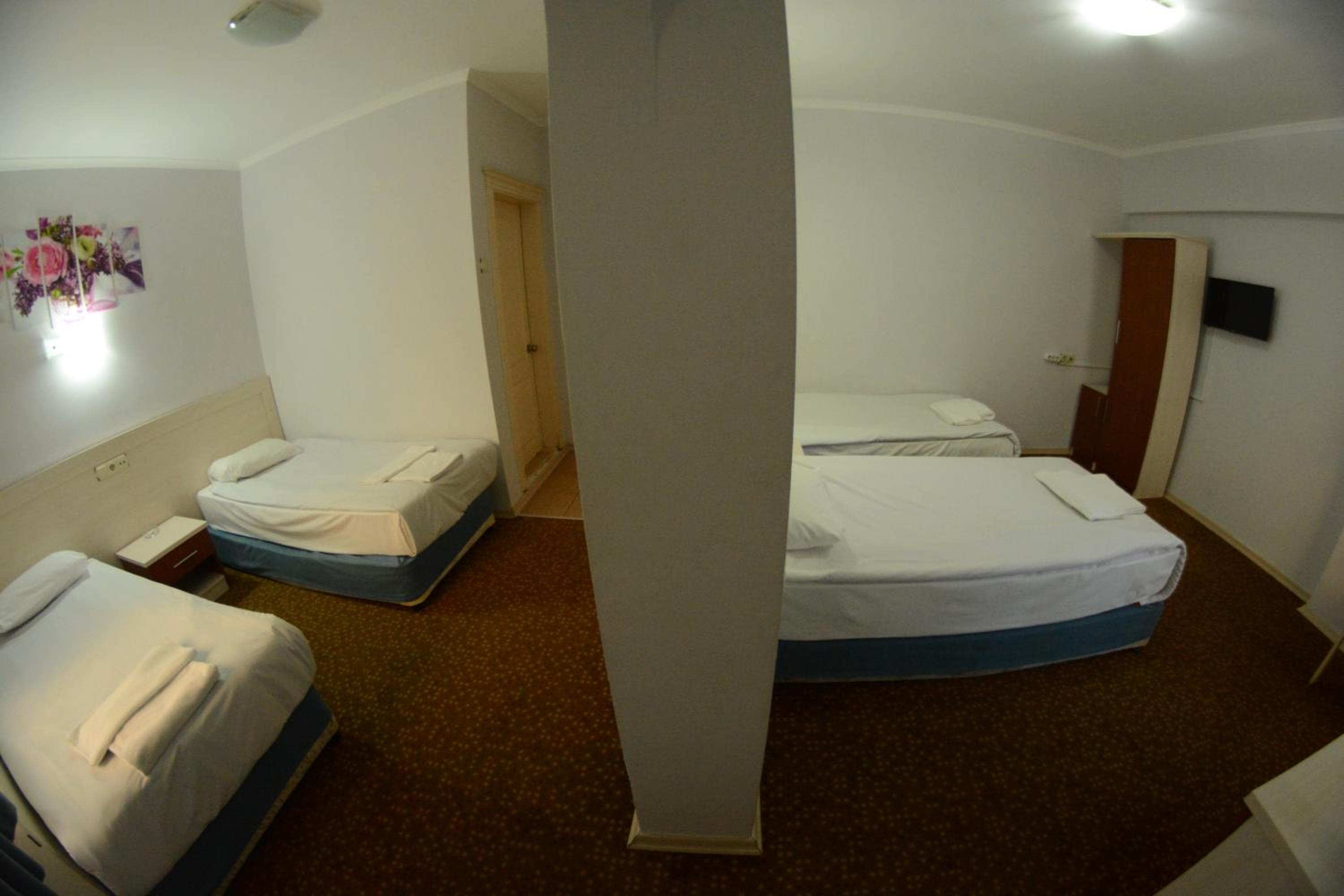 Quadruple Room with Bathroom