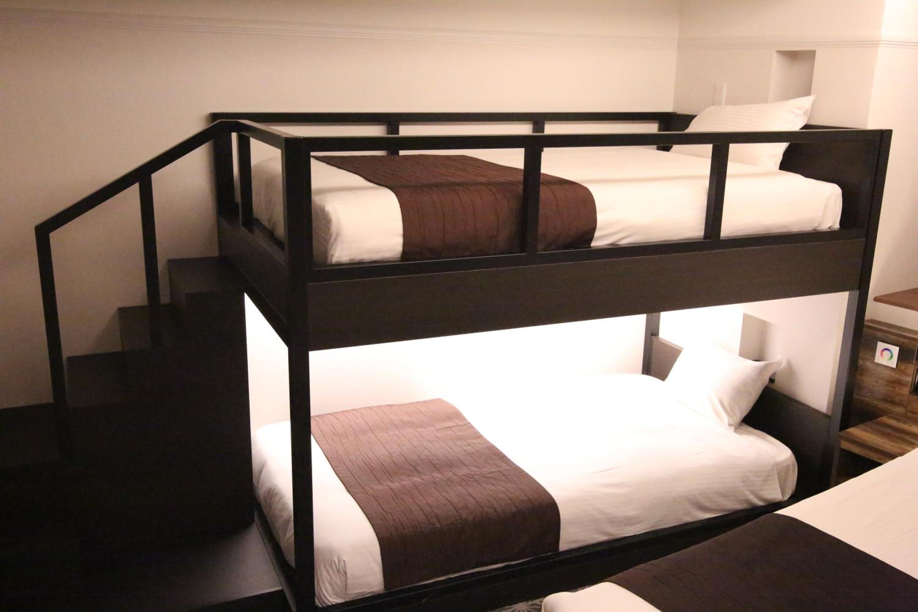 Deluxe Family Room - Non-Smoking  - Photo 6