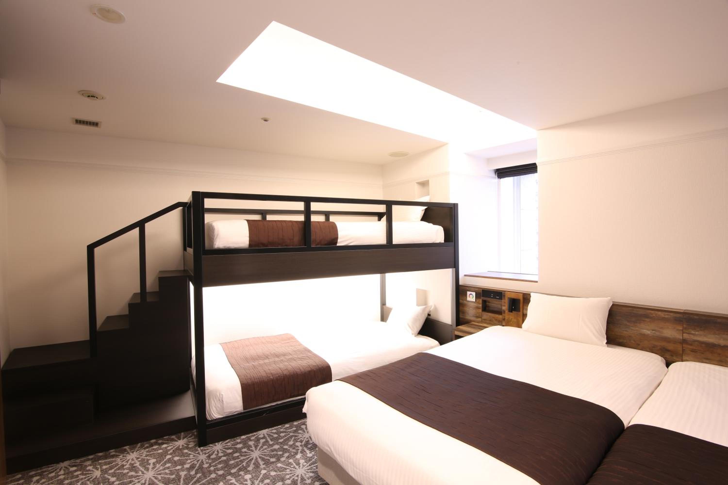 Deluxe Family Room - Non-Smoking  - Photo 5
