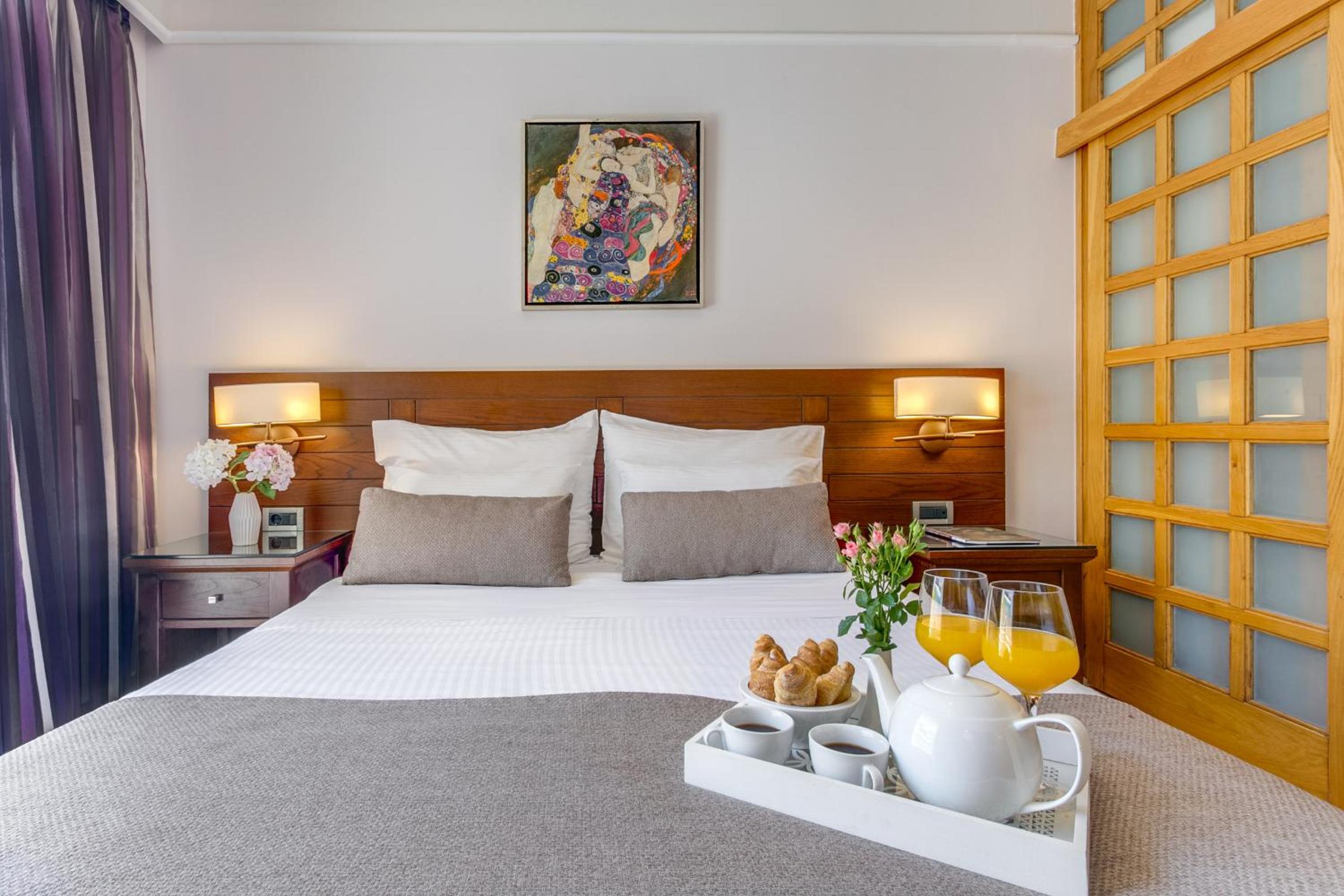 Junior Suite with Private Pool - Photo 24