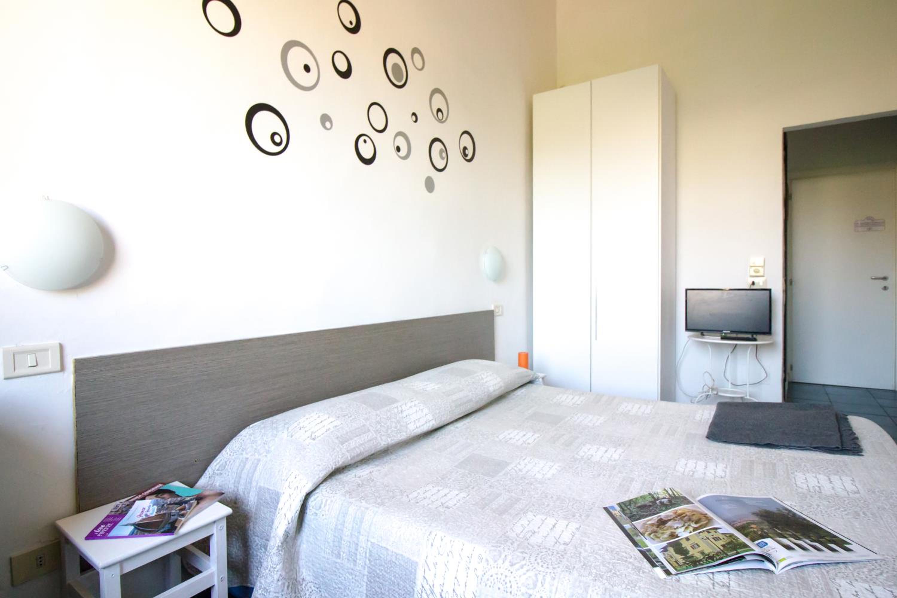Double Room with En-Suite Bathroom