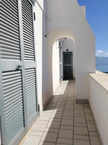 Apartment with Sea View photo 2