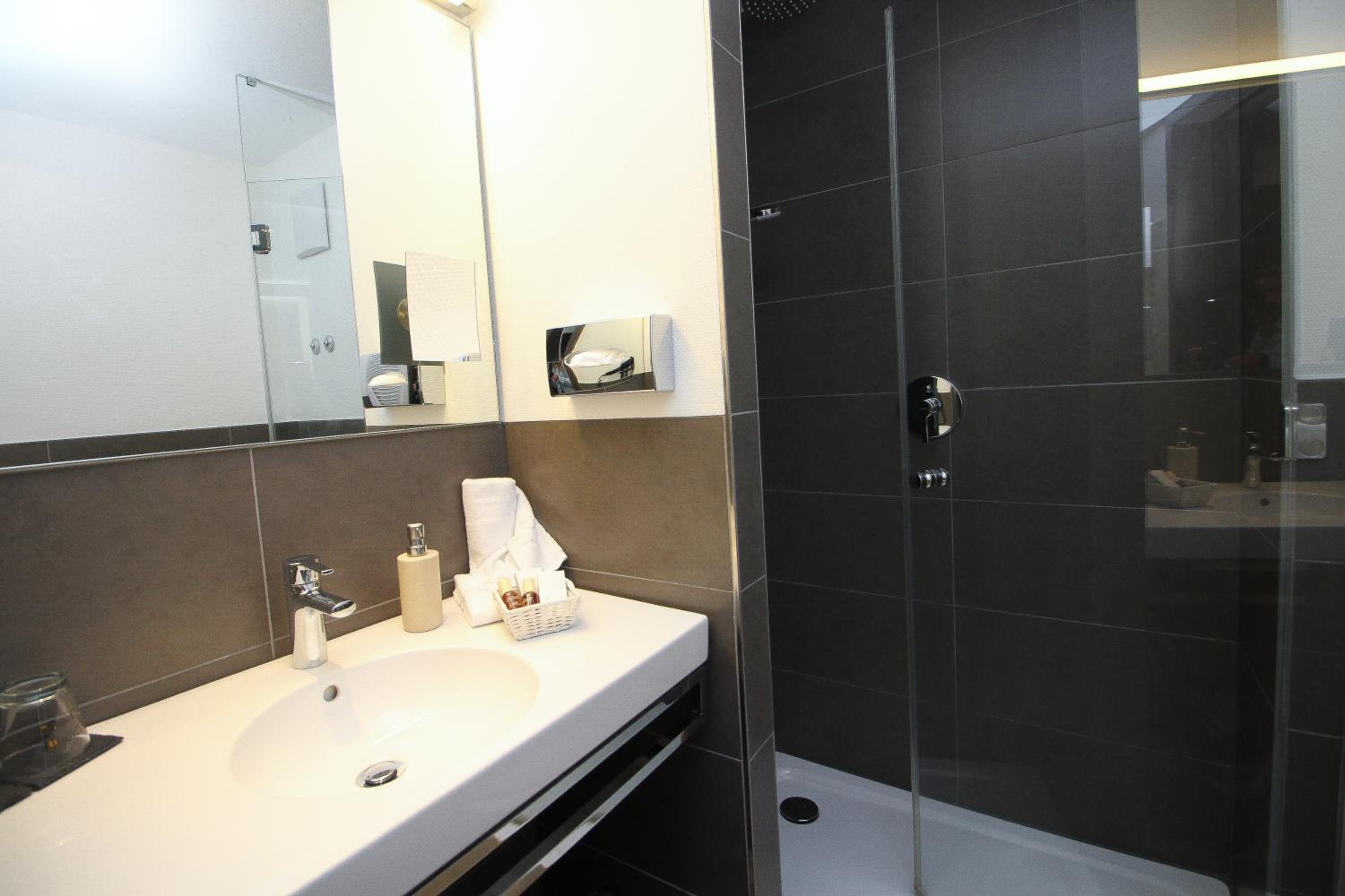Comfort Double Room - Photo 4