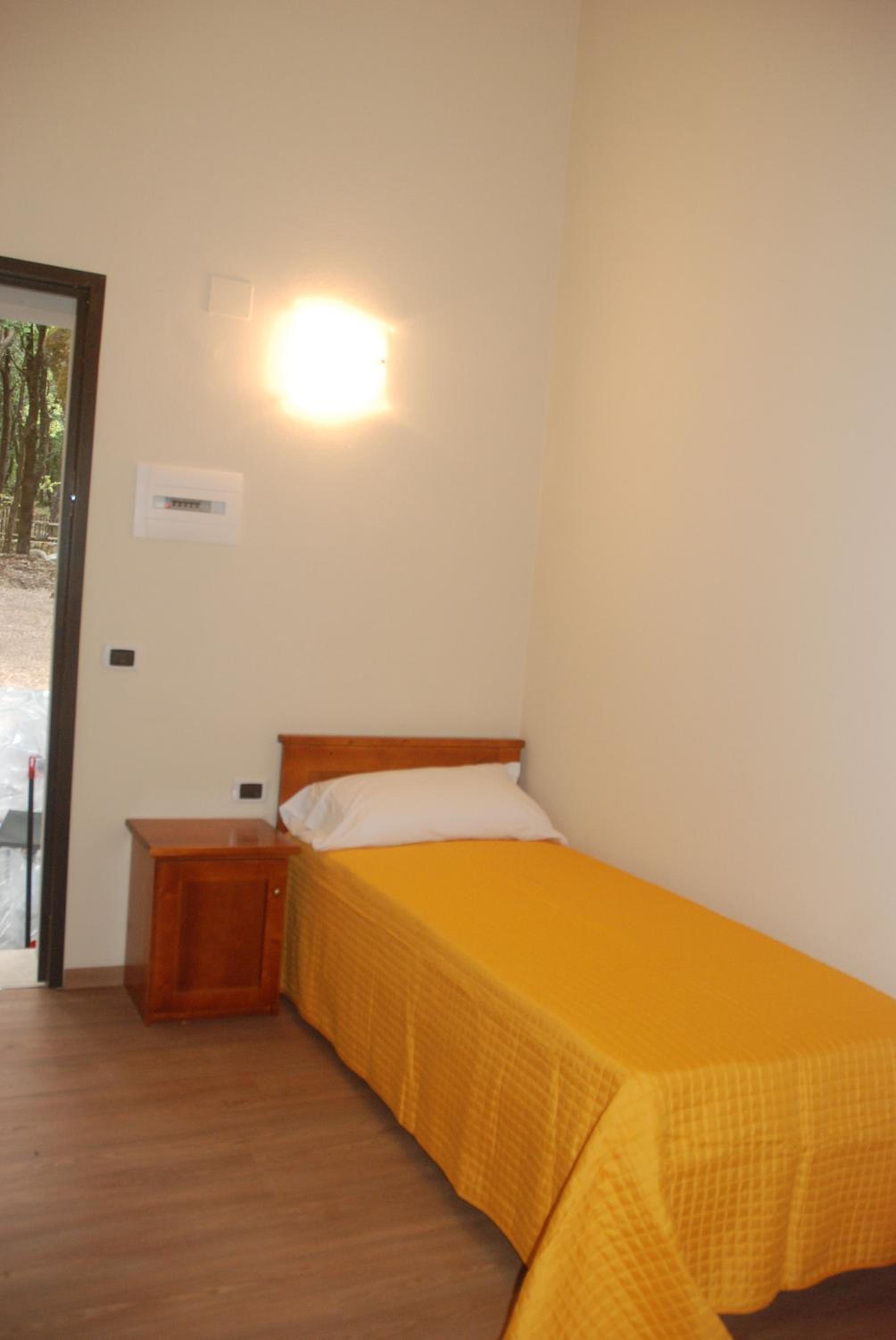Standard Triple Room photo 3