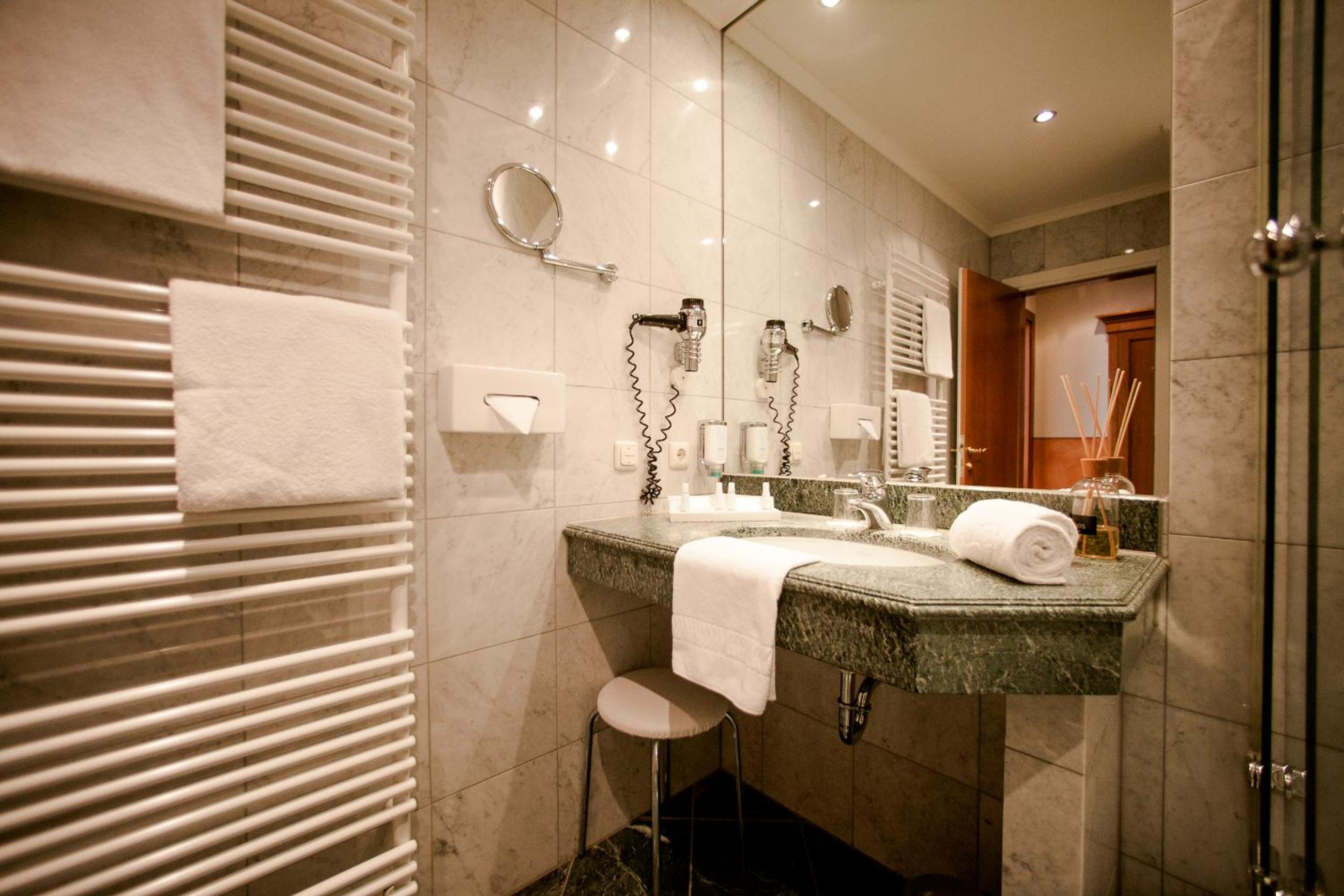 Classic Double Room - Photo 2