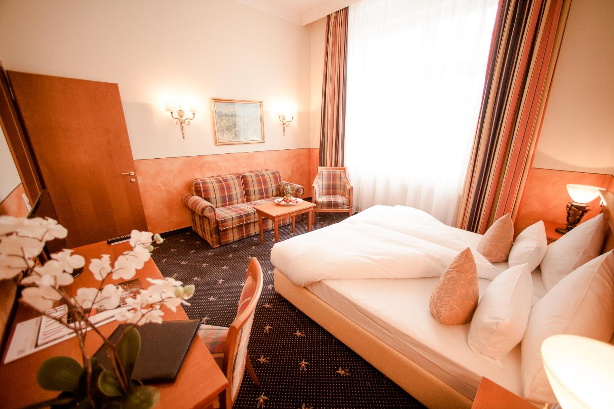 Deluxe Double Room - Photo 4