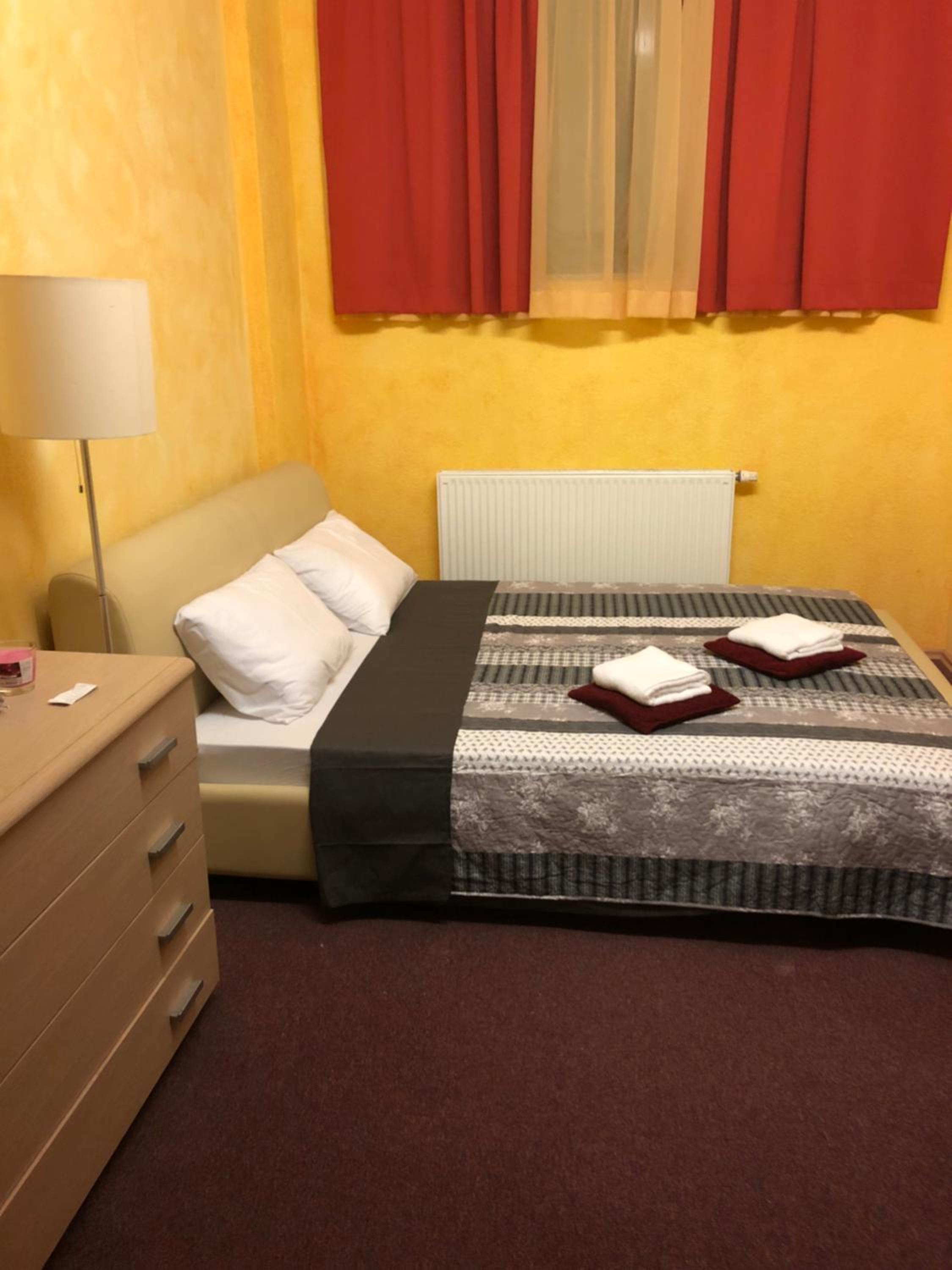 Deluxe Triple Room - Photo 1