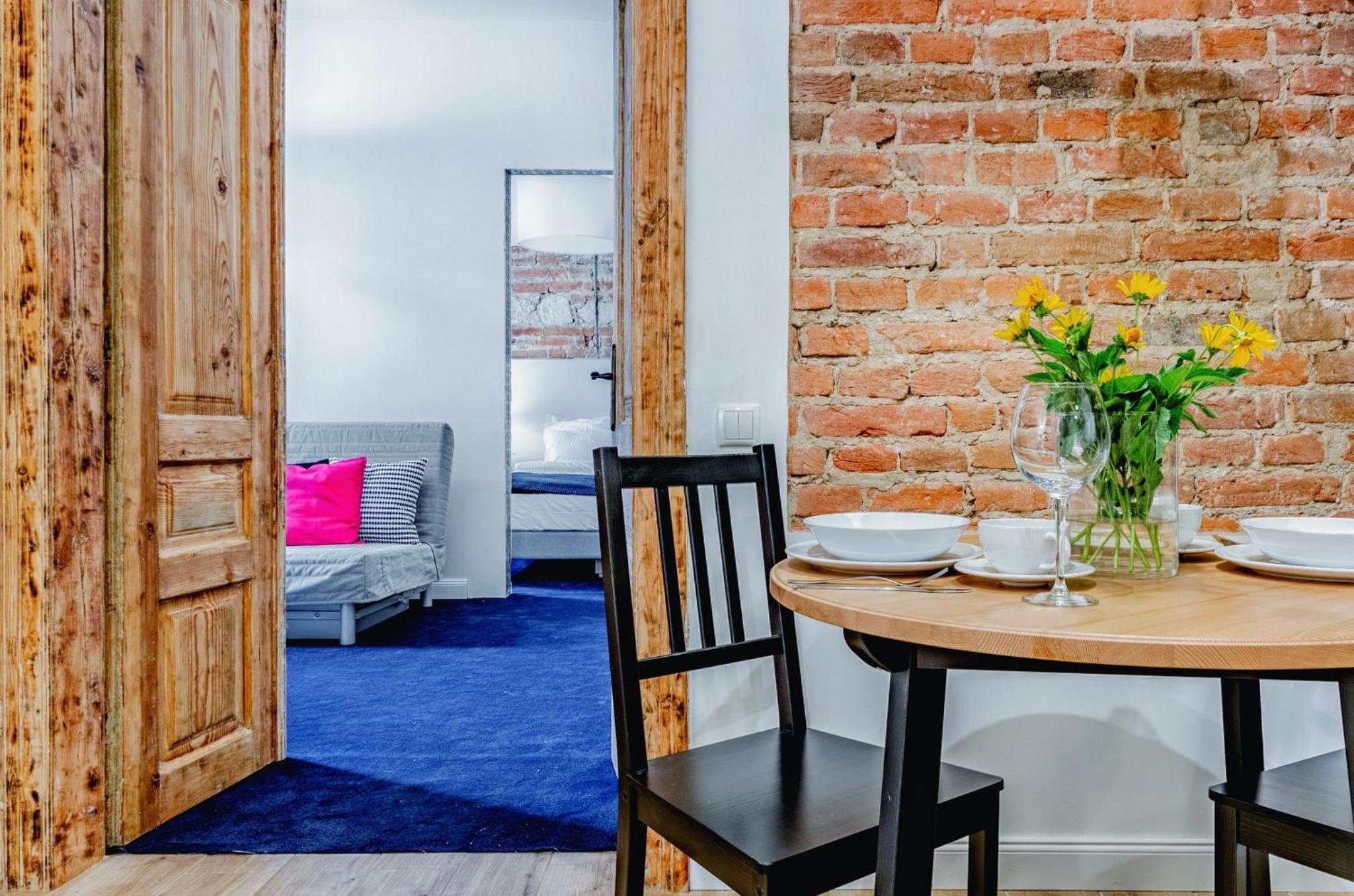 One-Bedroom Apartment - Photo 6
