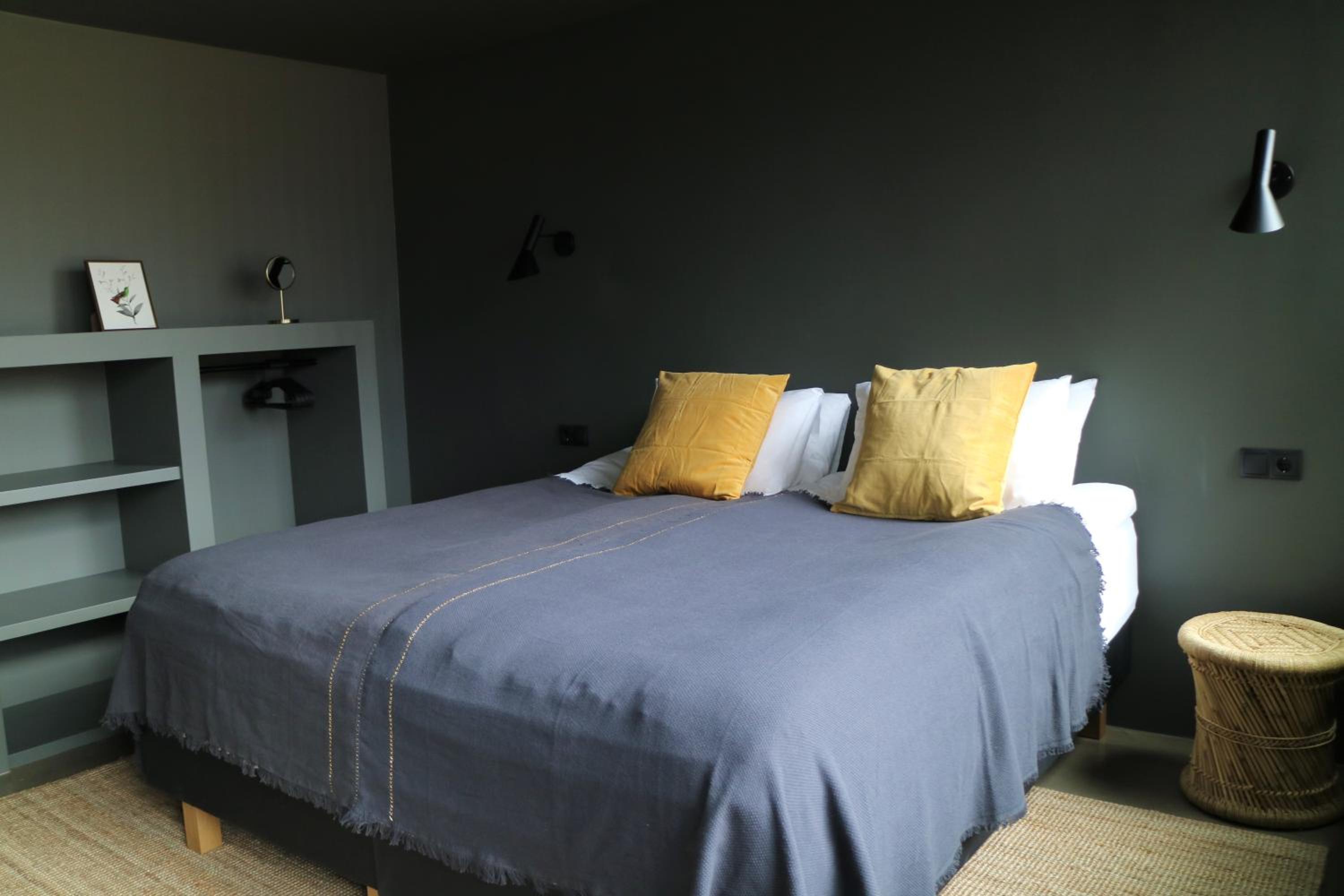 2 Bedroom Apartment FJALL photo 2