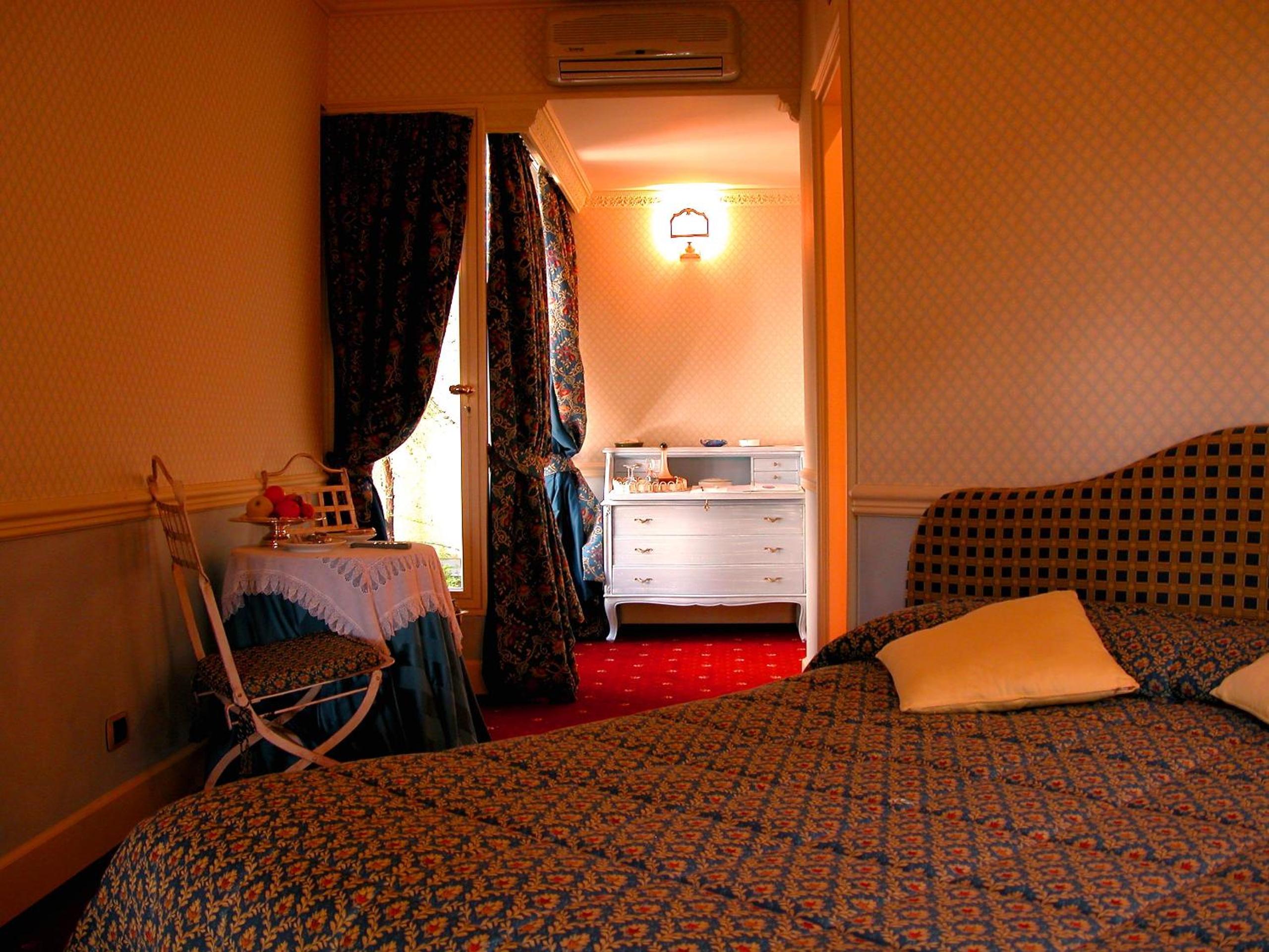 Double or Twin Room photo 3