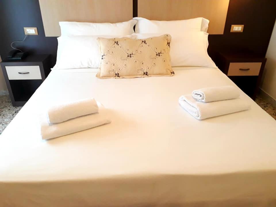Superior Double Room with Balcony