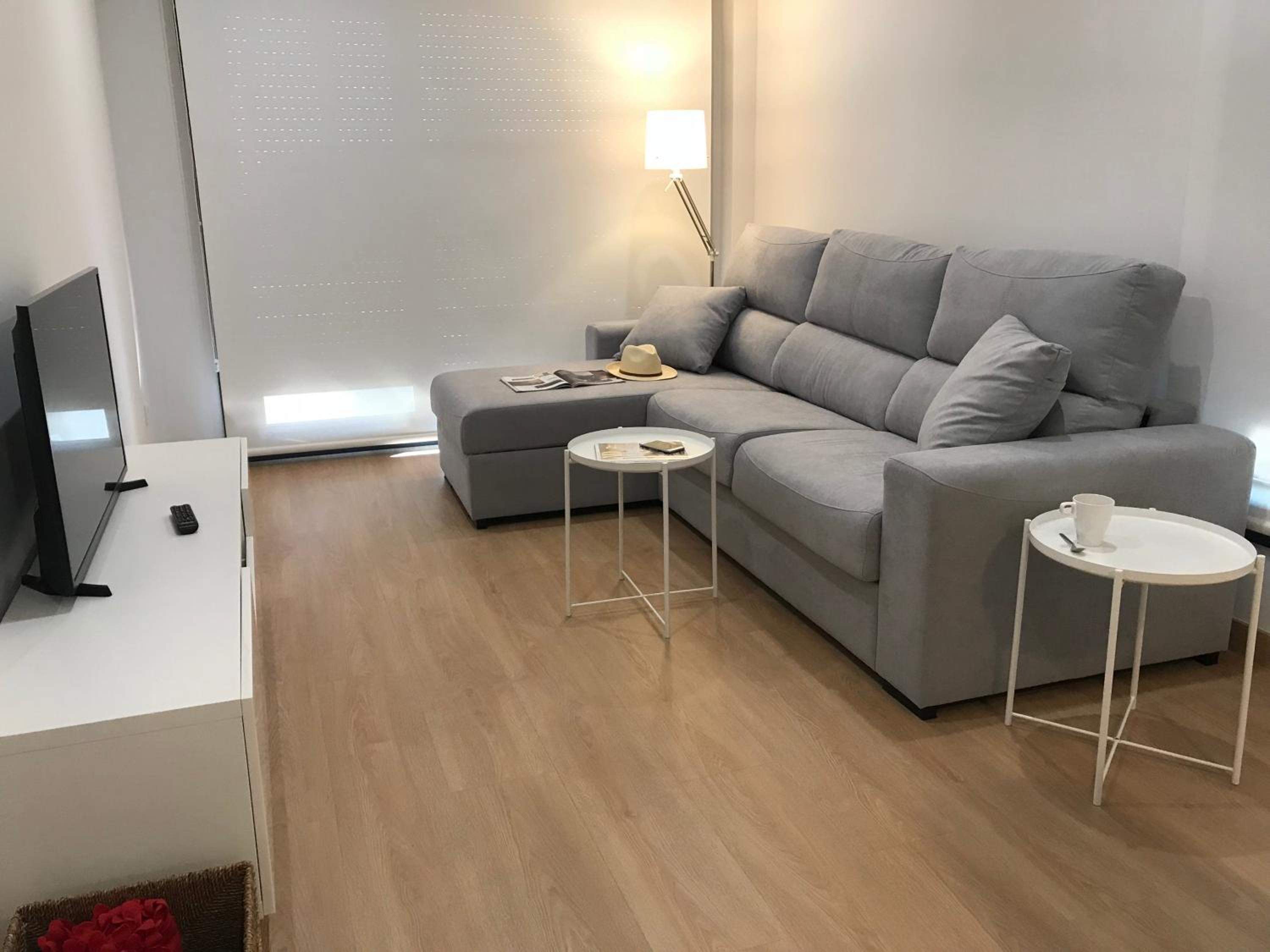 Apartment photo 2